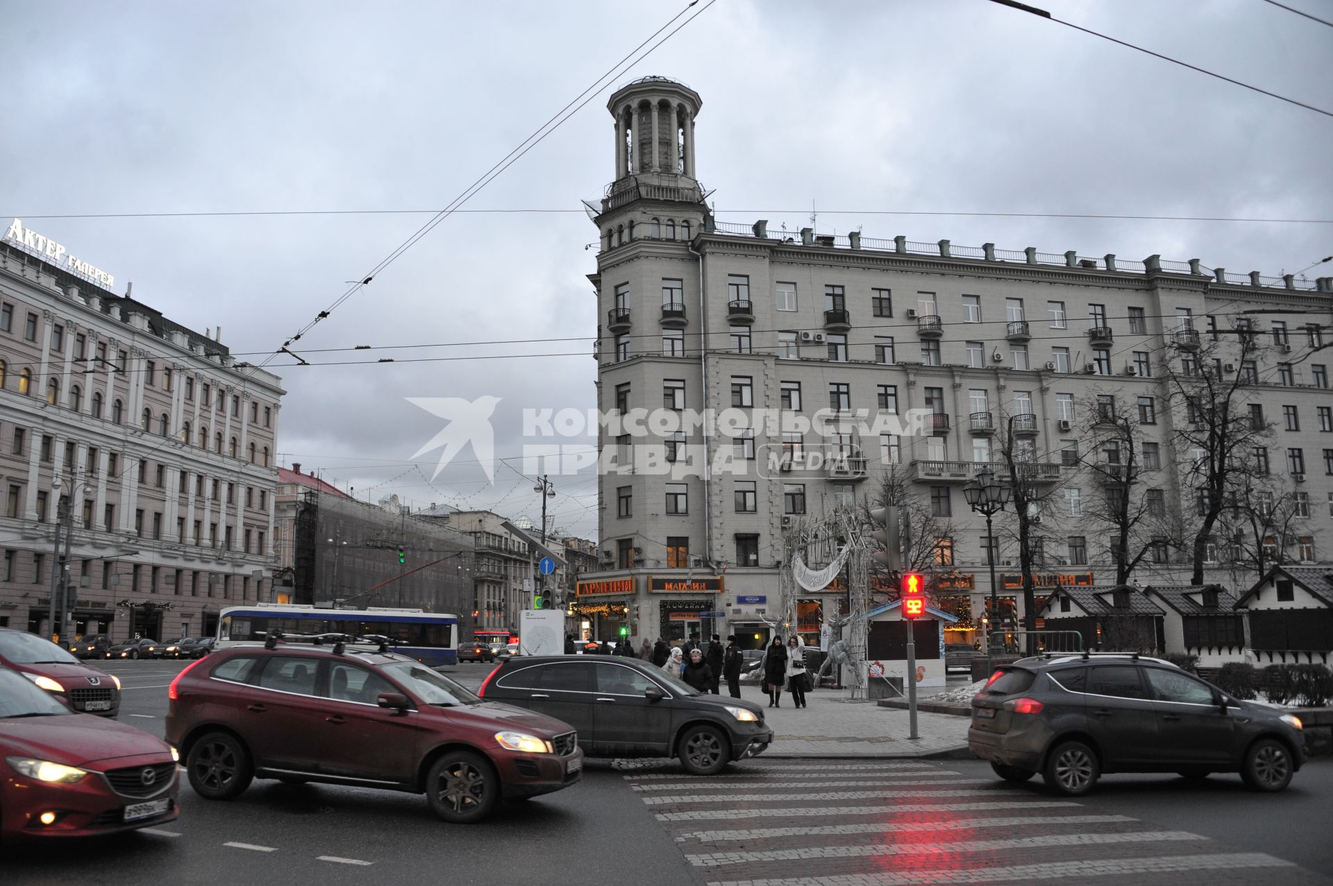 Москва, Тверская ул., 17, стр. 1. Здание в котором расположен ресторан  `Армения`.