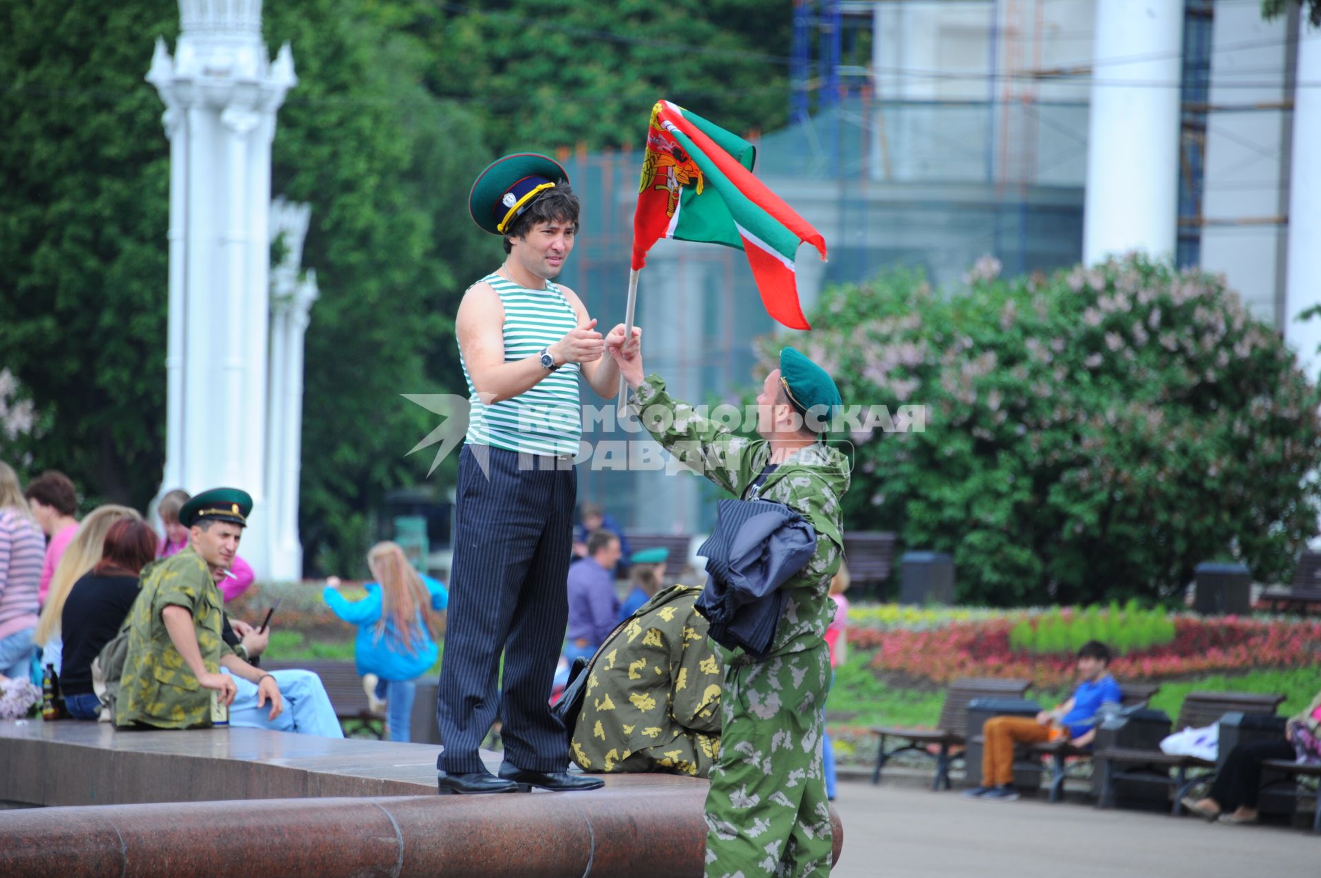 Москва. Празднование Дня пограничника на ВДНХ.