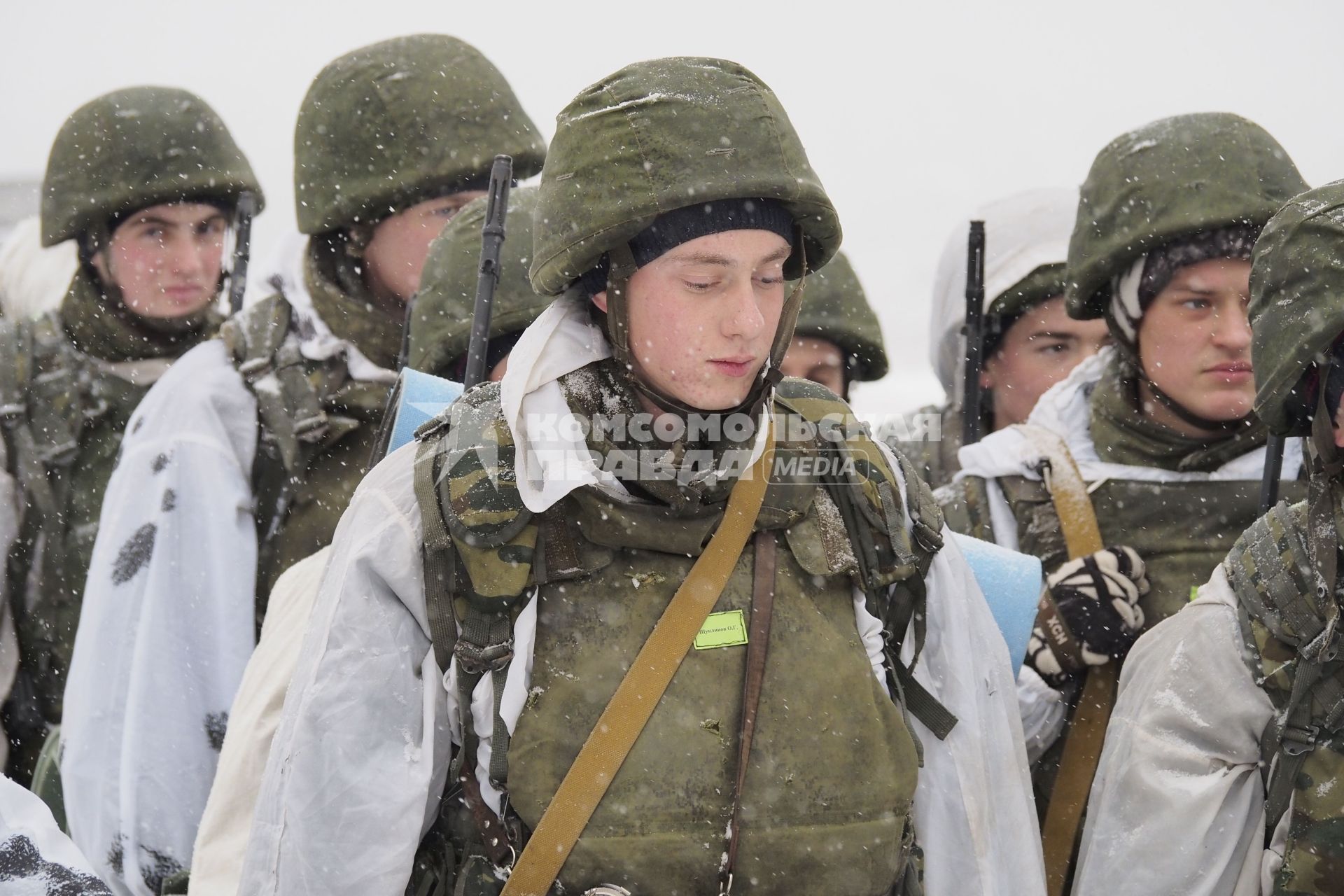 Тула. Военный полигон `Слободка`. Тактические учения десантников.