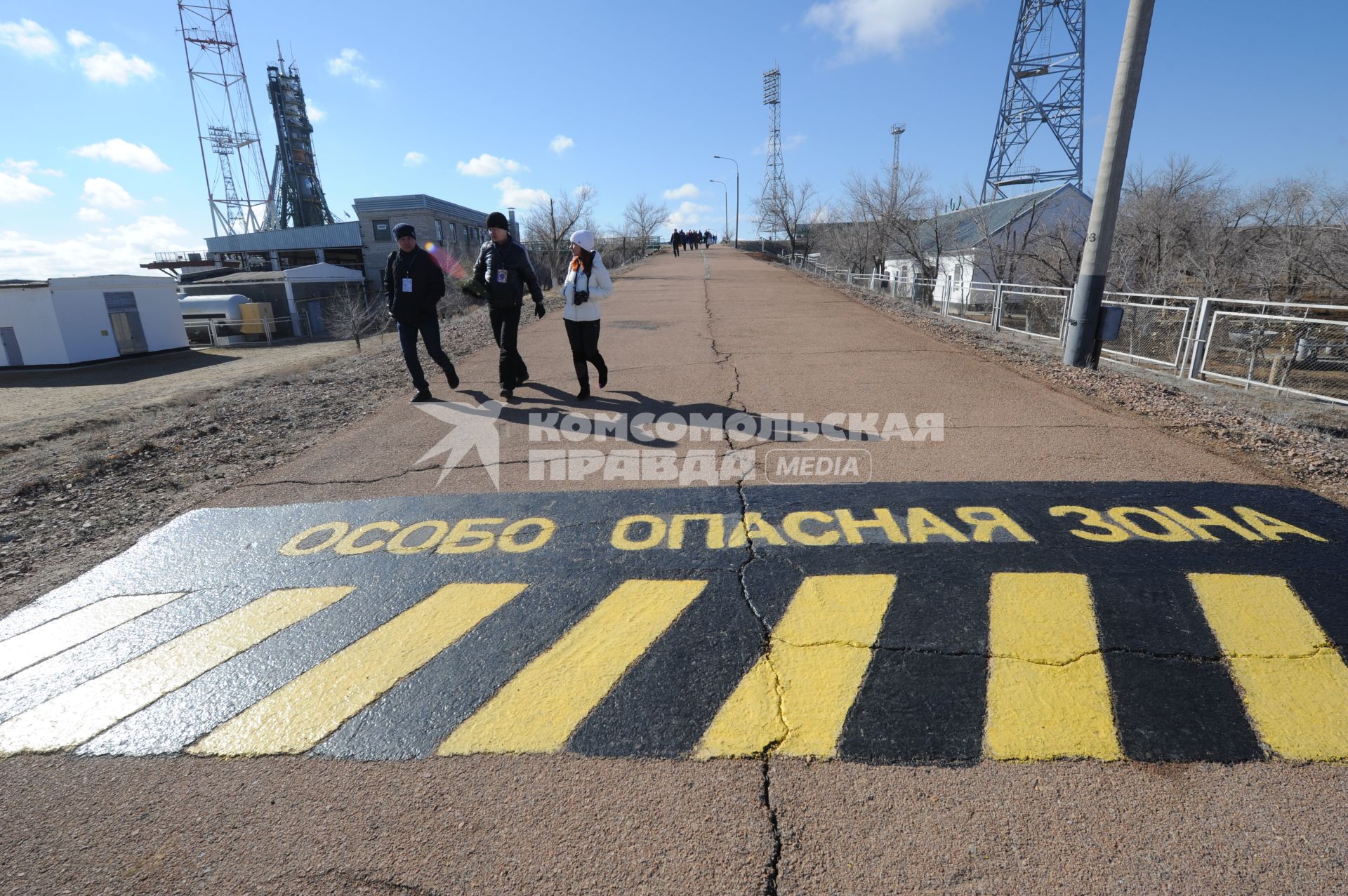 Космодром `Байконур`. Журналисты.