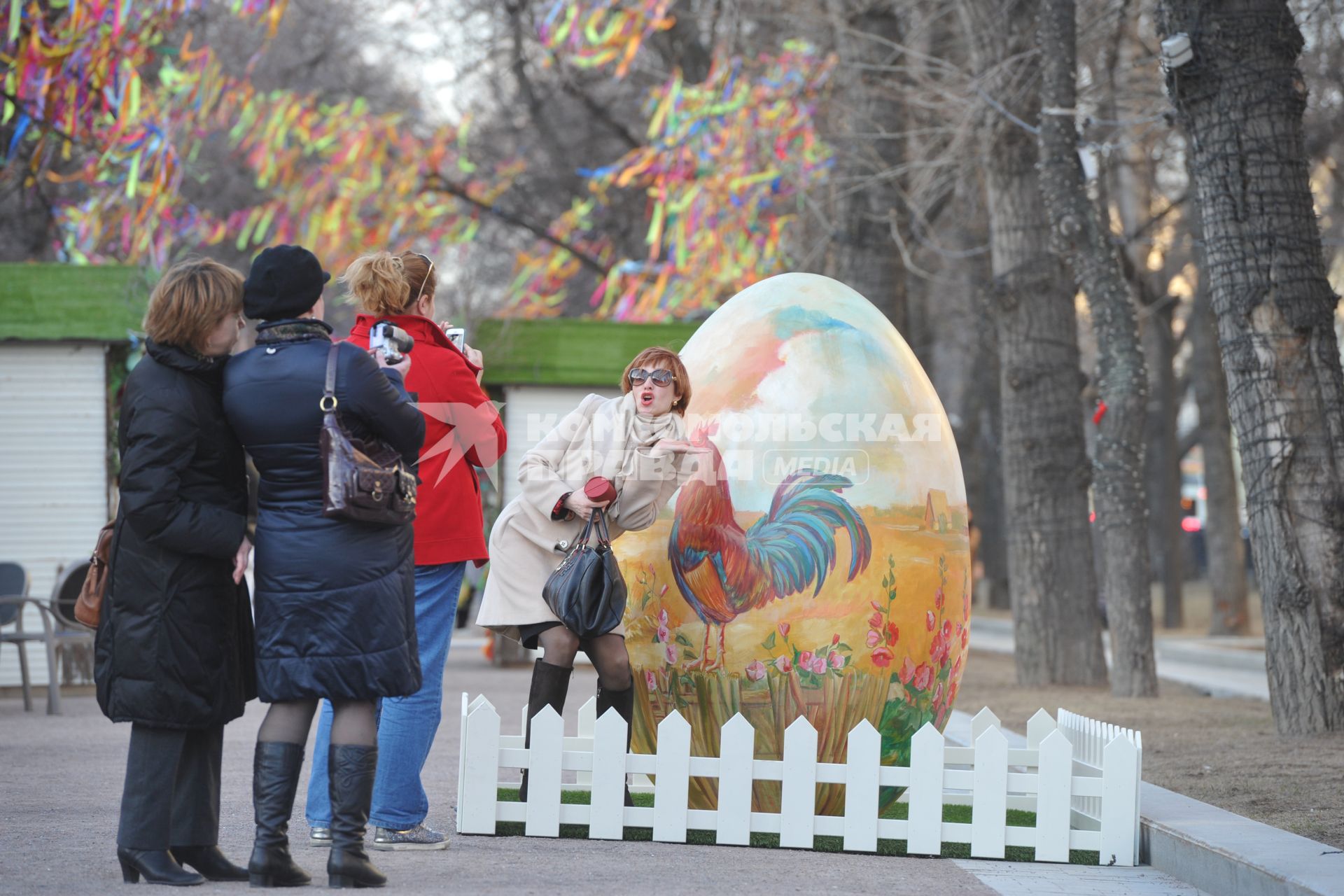 Пасхальные яйца на Тверском бульваре в Москве в рамках фестиваля `Пасхальный дар`, который приурочен к празднованию Пасхи в Москве.