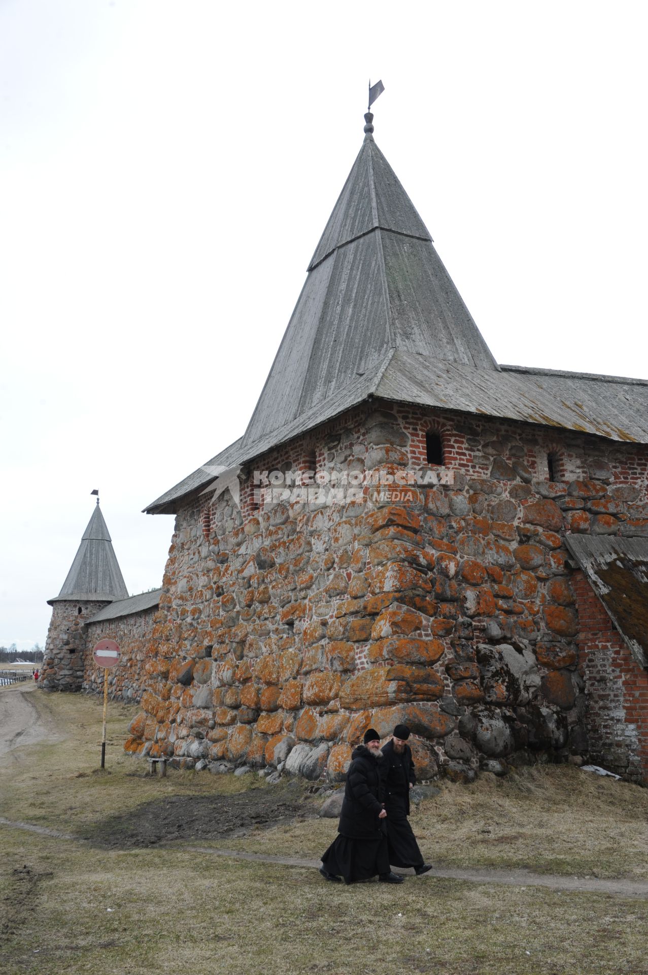 Архангельская область. Соловецкие острова. Соловецкий Спасо-Преображенский ставропигиальный мужской монастырь, расположенный на Большом Соловецком острове.