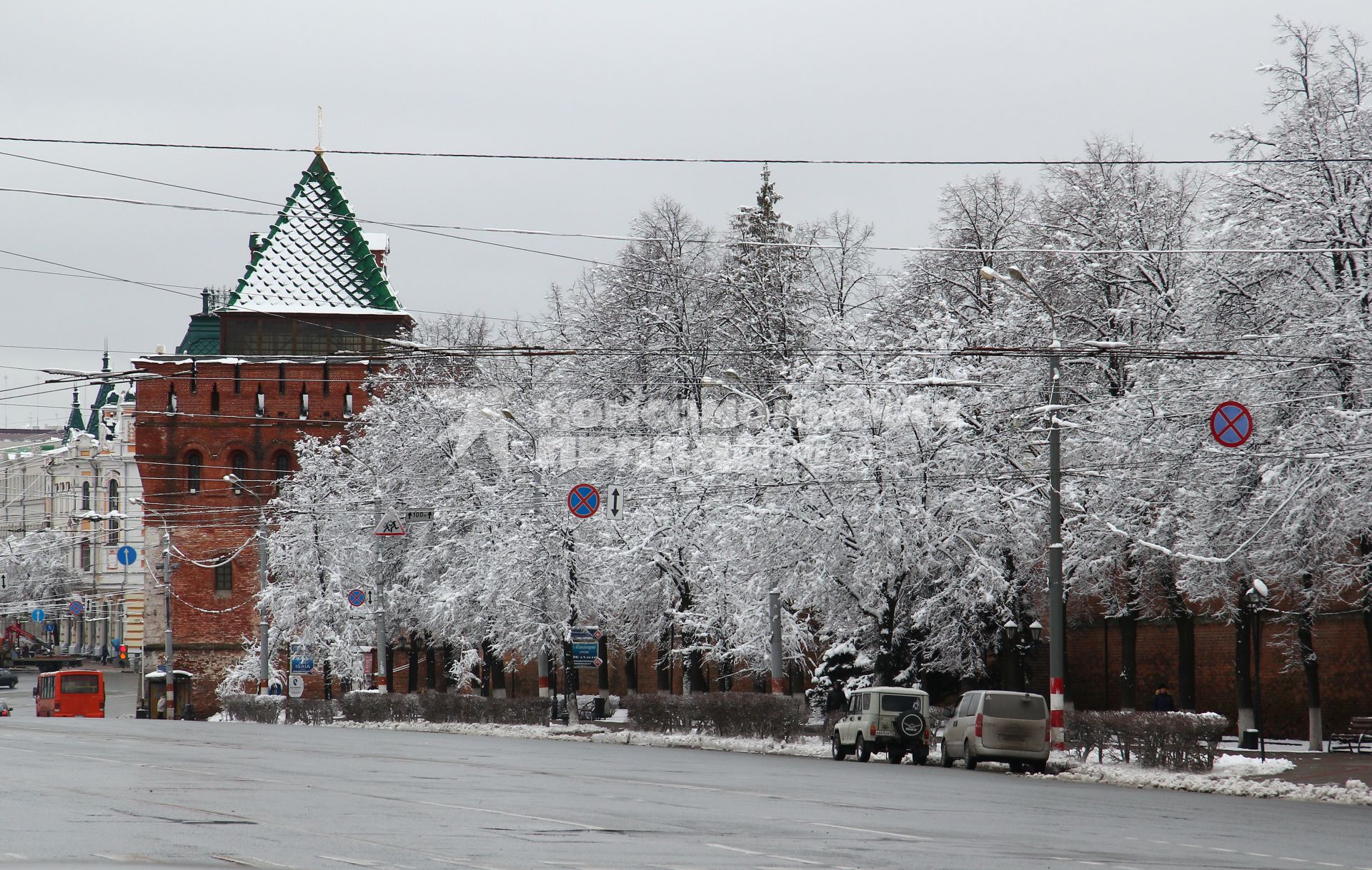 Нижний Новгород. Снегопад в апреле.