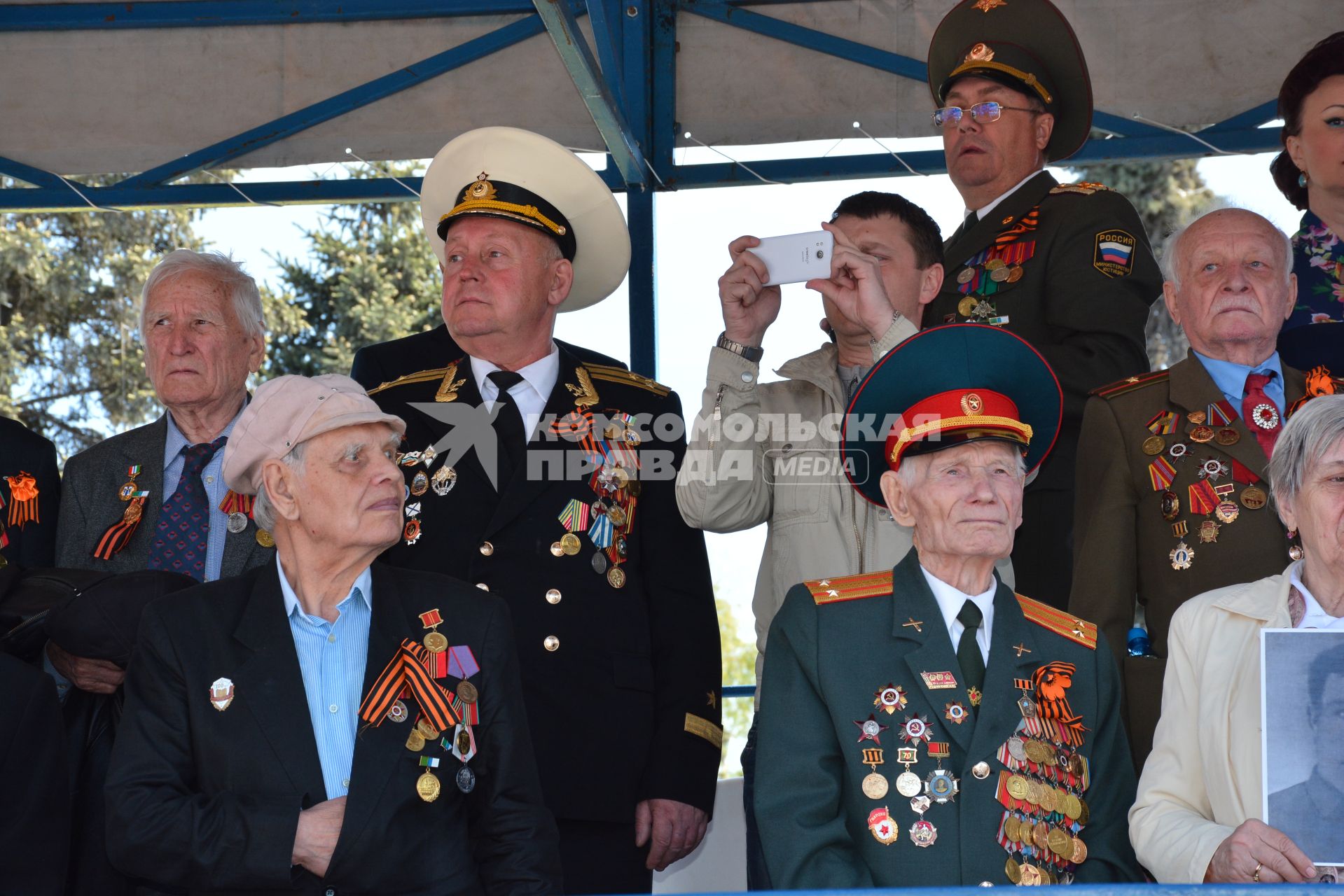 Новосибирск. Акция `Бессмертный полк`, посвященная 70-летию Победы в Великой Отечественной войне.