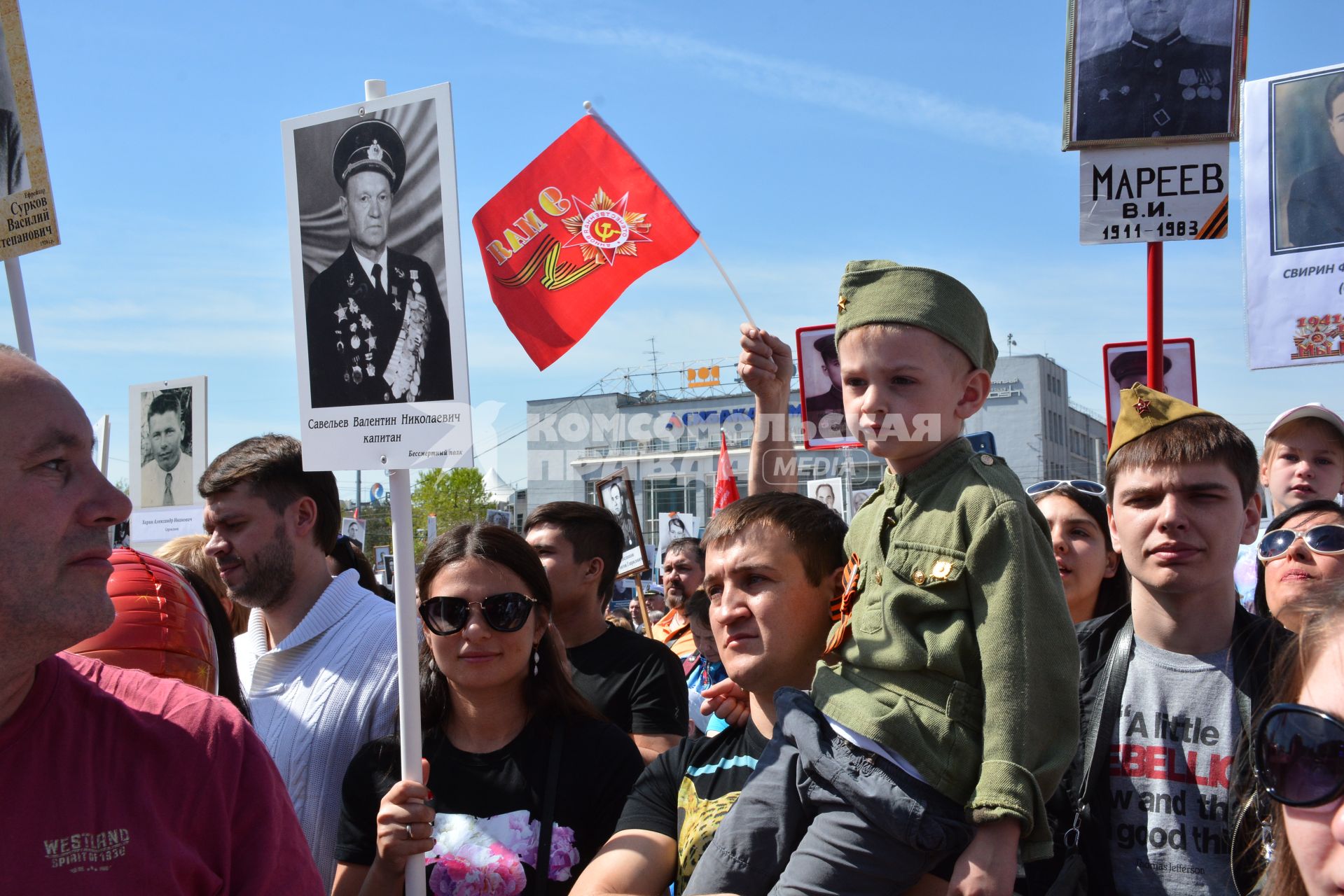 Новосибирск. Акция `Бессмертный полк`, посвященная 70-летию Победы в Великой Отечественной войне.