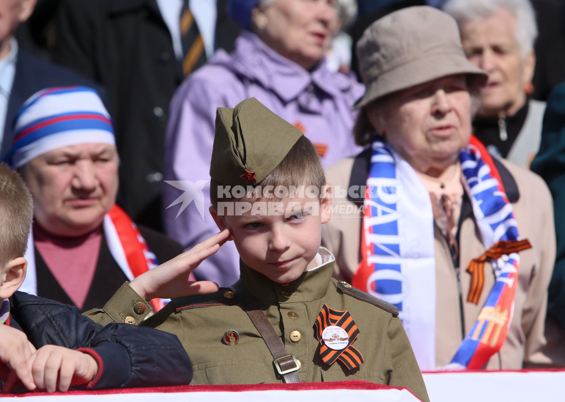 Санкт-Петербург. Парад Победы на Дворцовой площади в честь 70-летия Победы в Великой Отечественной войне.