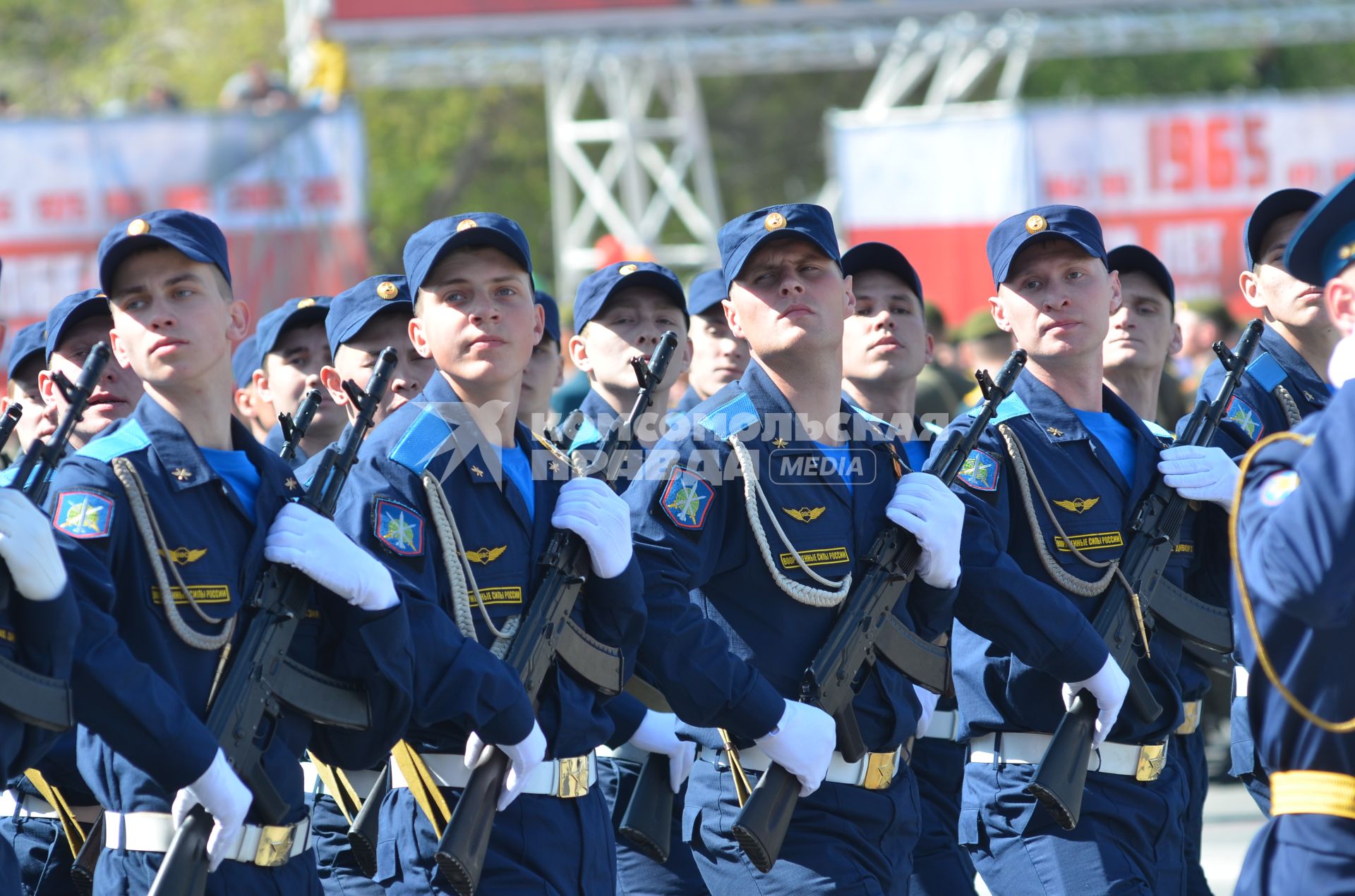 Новосибирск. Военнослужащие на Параде Победы, посвященном 70-летию Победы в Великой Отечественной войне.