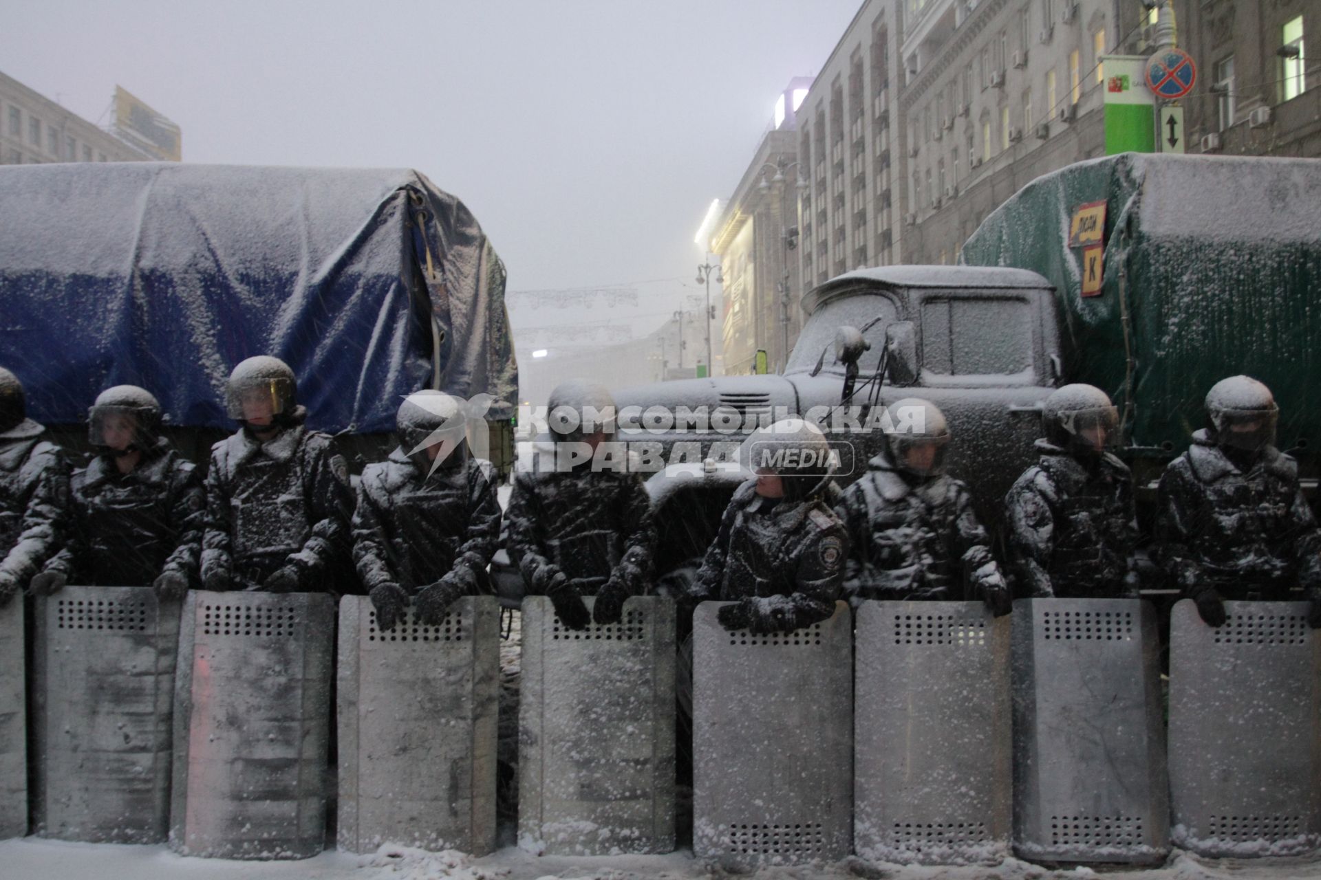 Киев. Евромайдан. Солдаты внутренних войск Украины.