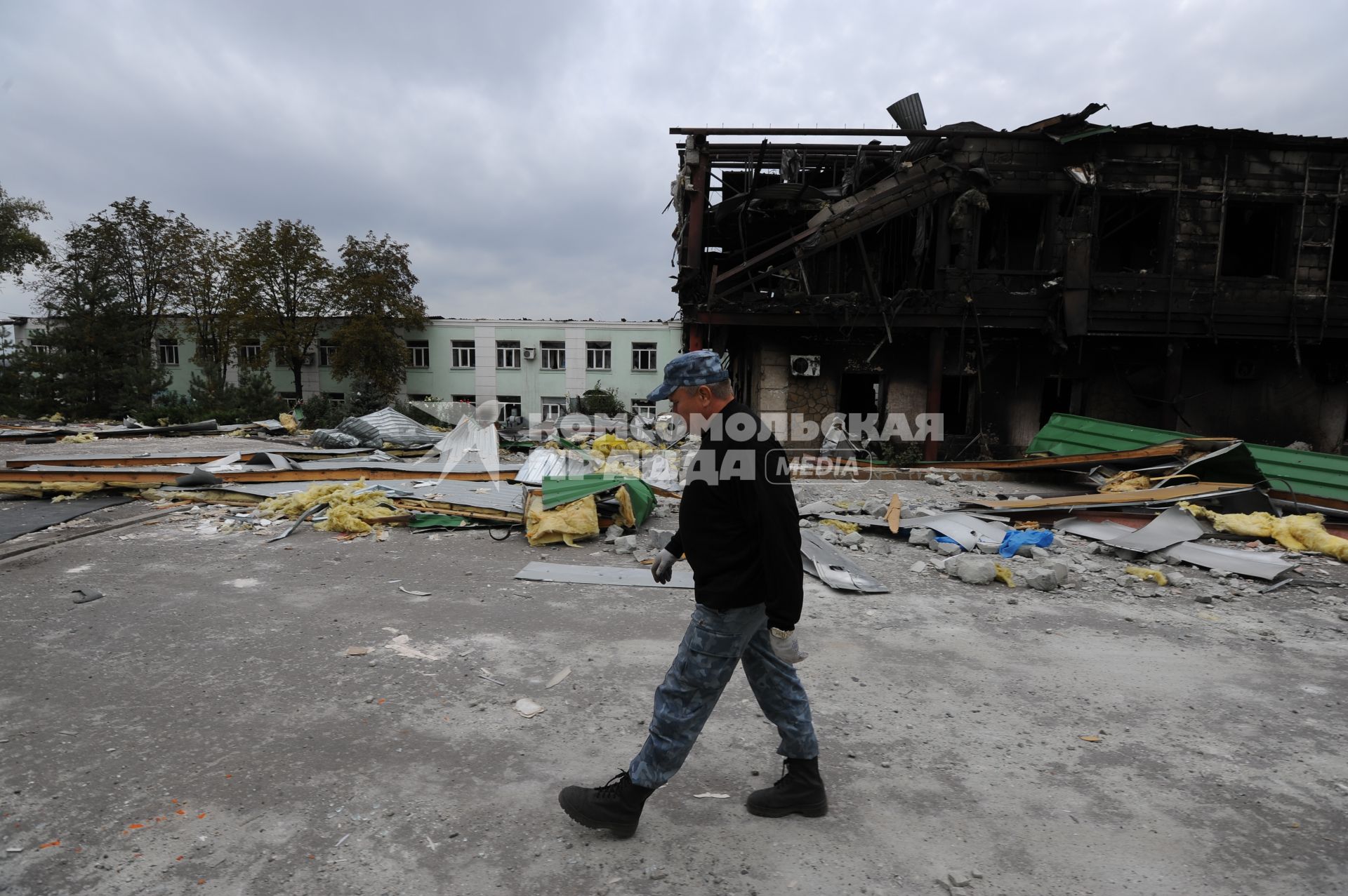 Украина. Донецкая область. г.Ждановка. Шахта `Коммунарская`, пострадавшая в результате артобстрела украинской армией.