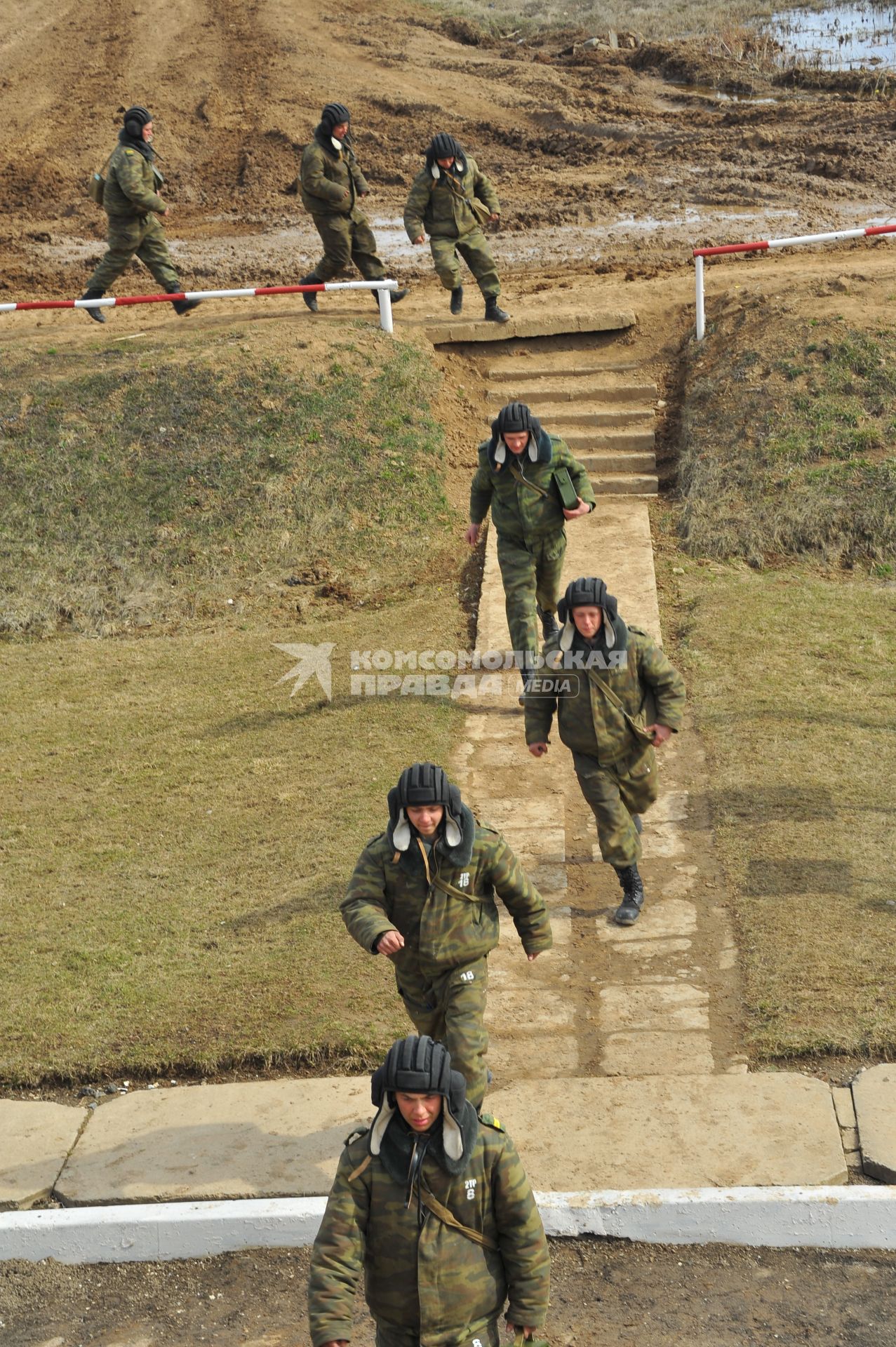 Наро-Фоминск. 4-я гвардейская танковая Кантемировская дивизия. Военнослужащие во время учений.