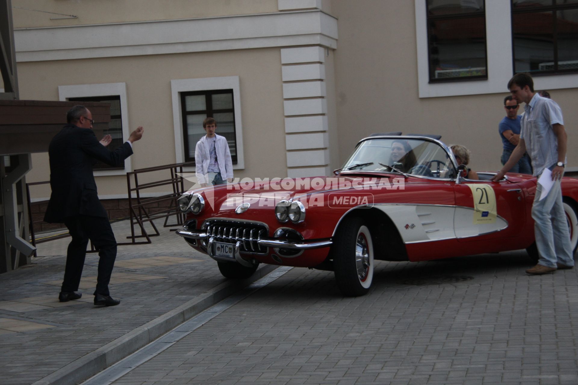 Московская область.  Женское ралли на классических автомобилях.