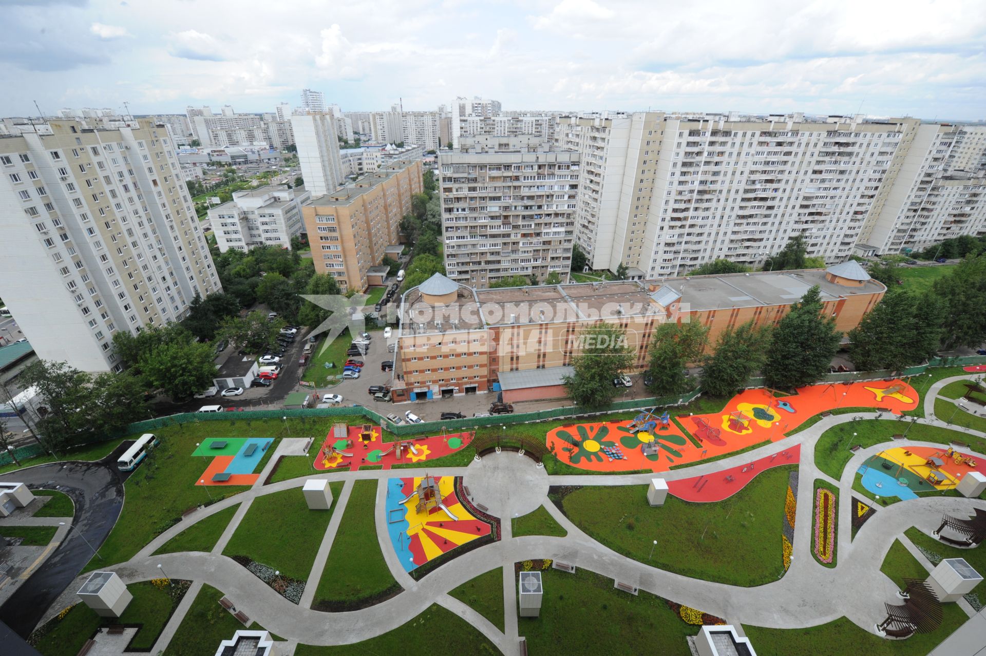 Москва. Новостройки 2-го микрорайона Митино.