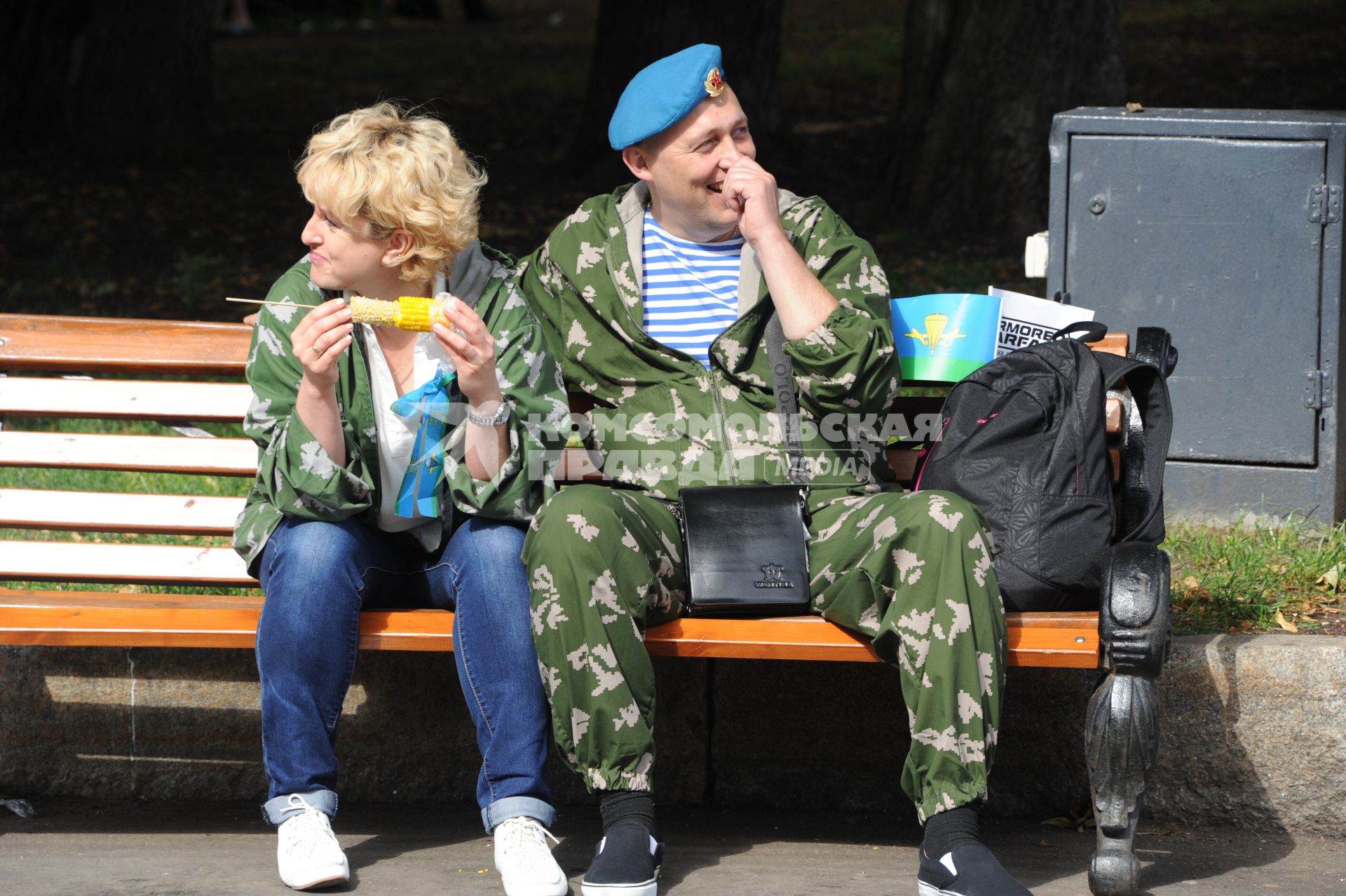 Москва.  Десантник во время празднования Дня Воздушно-десантных войск и 85-летия образования Воздушно-десантных войск в Парке Горького.