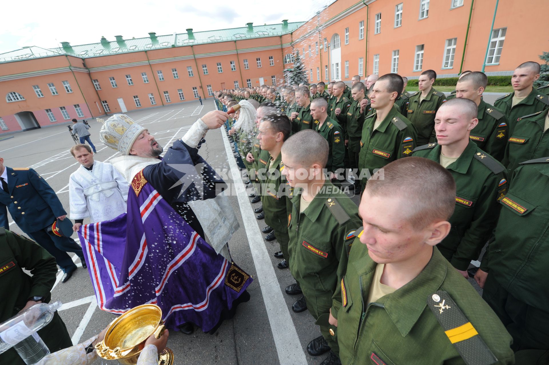 Москва. Полковой праздник  Преображенского  полка.