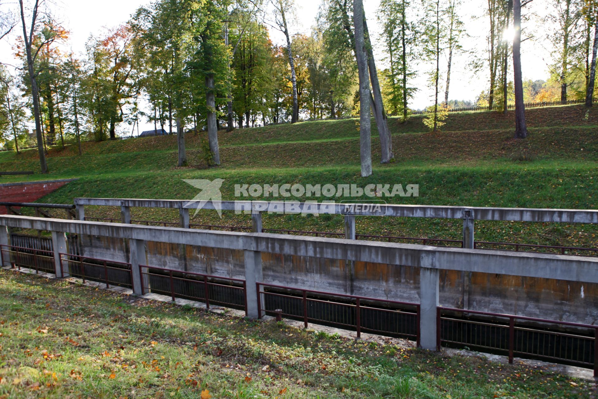 Белоруссия, Гродненская область. Августовский канал, проходящий по территории Польши и Белоруссии, соединяет реки Вислу и Неман. Шлюз Немново.