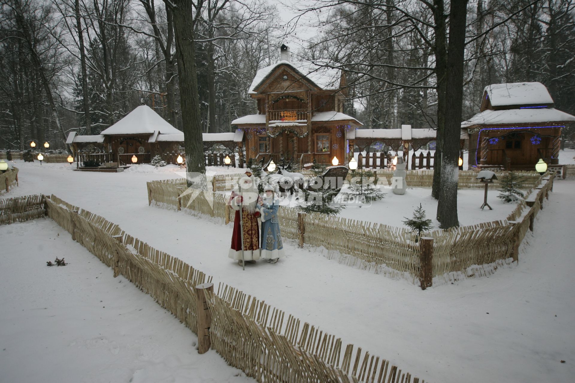 Белоруссия, Брестская область. Резиденция Деда Мороза в Национальном парке `Беловежская пуща`.
