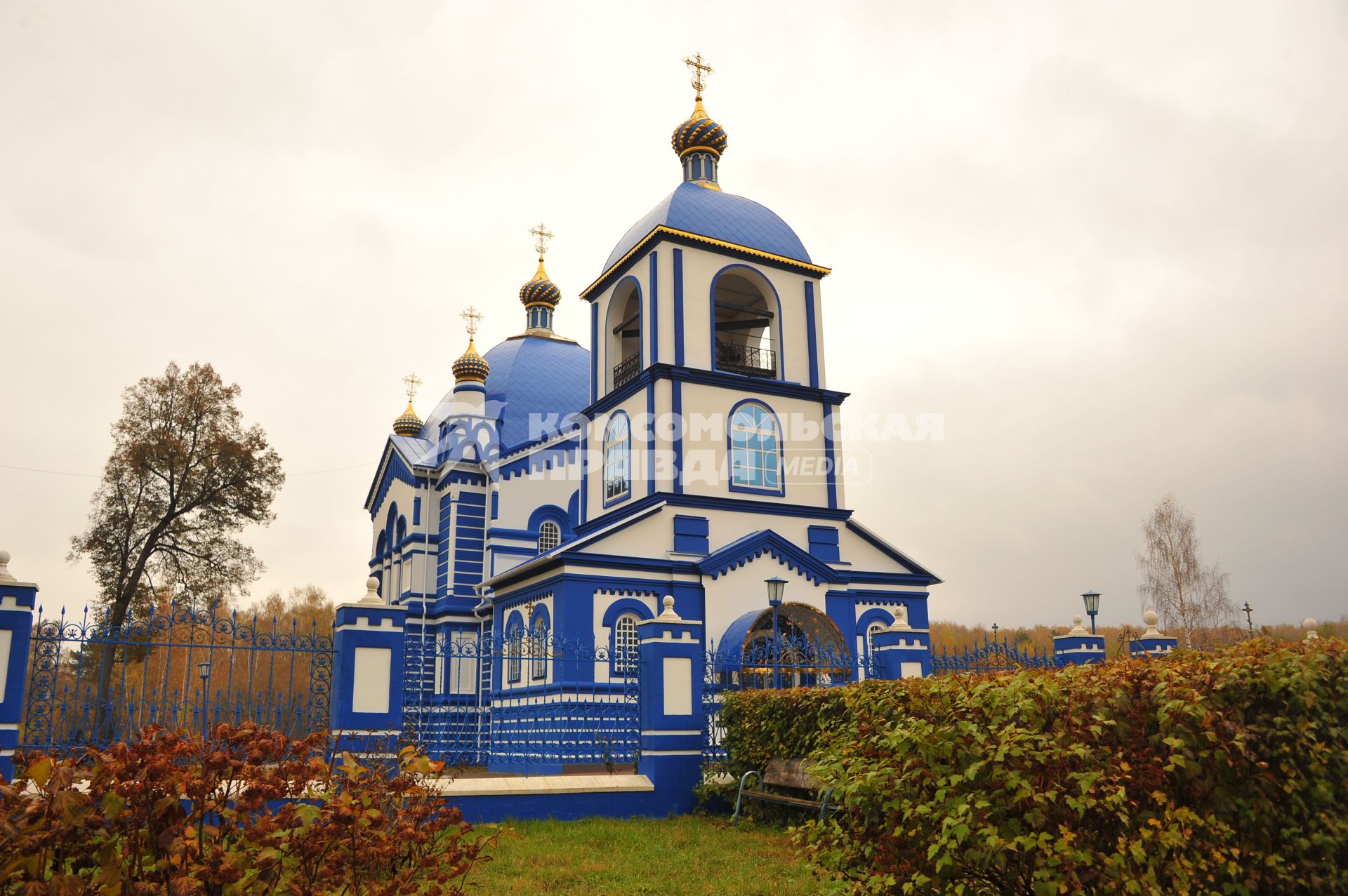 Калужская область, п. Товарково. Автомобильная экскурсия  `В город N`.  Храм Рождества Христова.