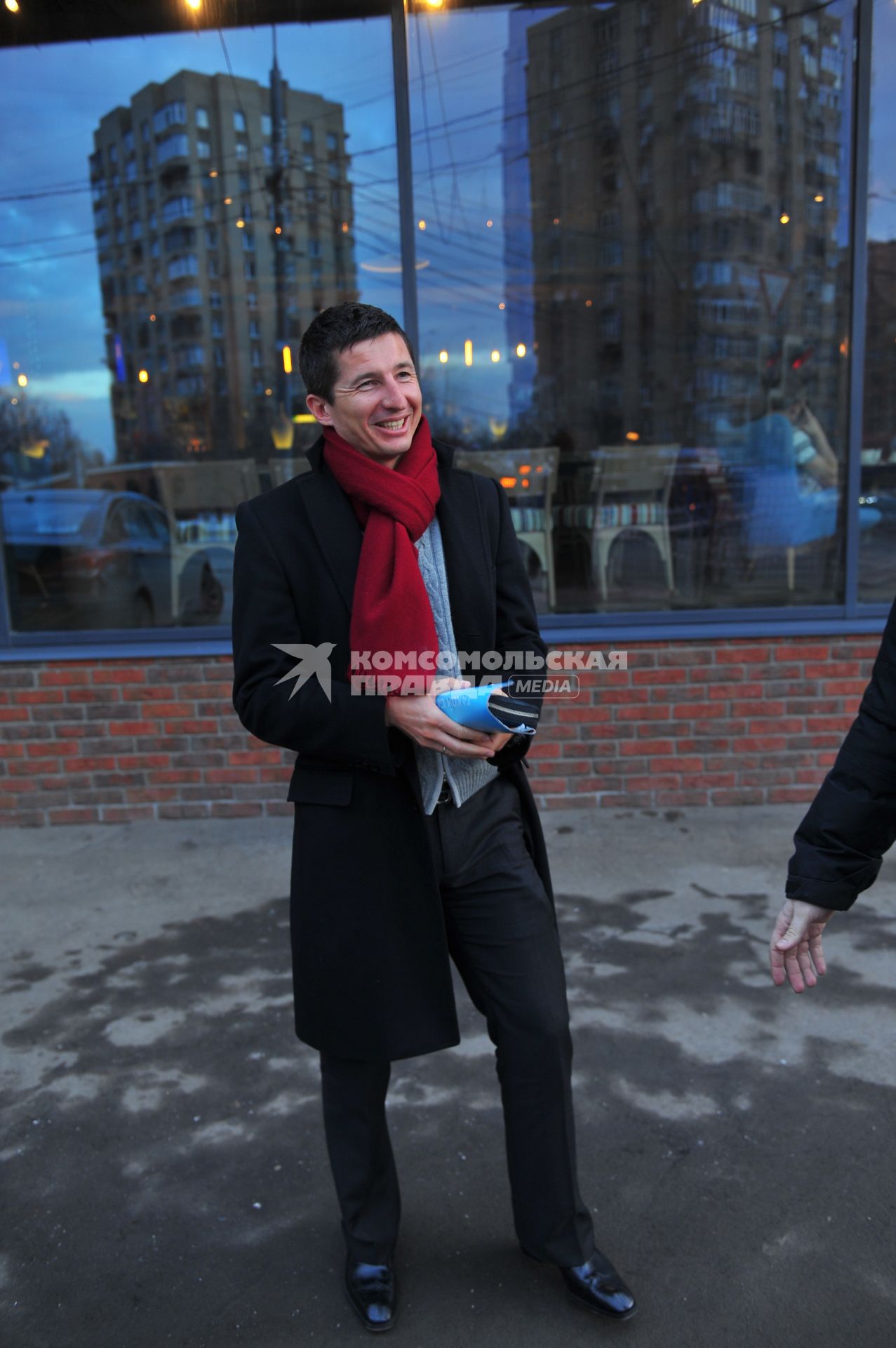 06.03.2015. Москва. Футбол. Встреча с российским футболистом Евгением Алдониным. Интервью, беседа. На снимке  Евгений Алдонин