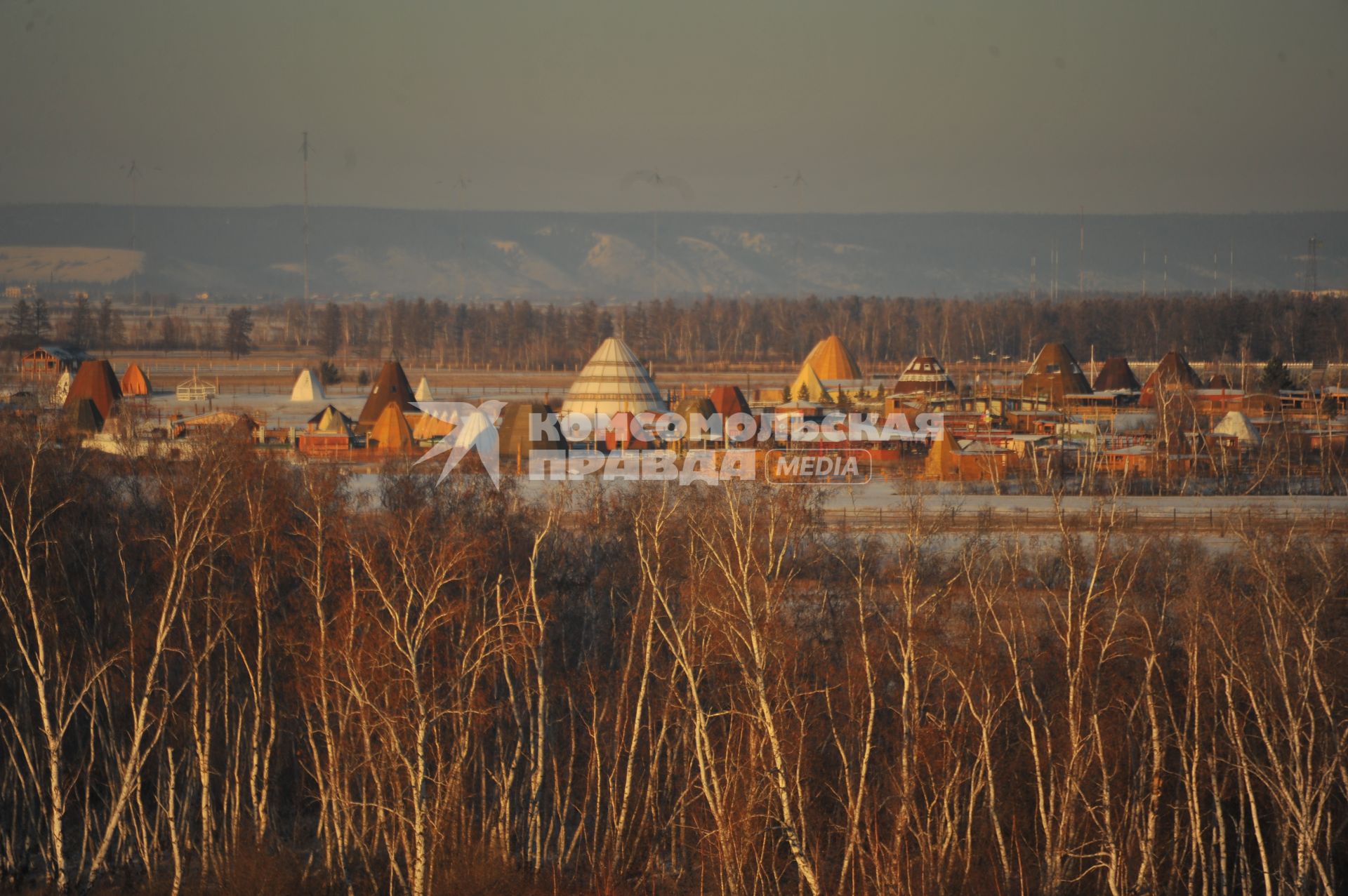 Республика Саха (Якутия), Якутск. Вид на этнографический комплекс.