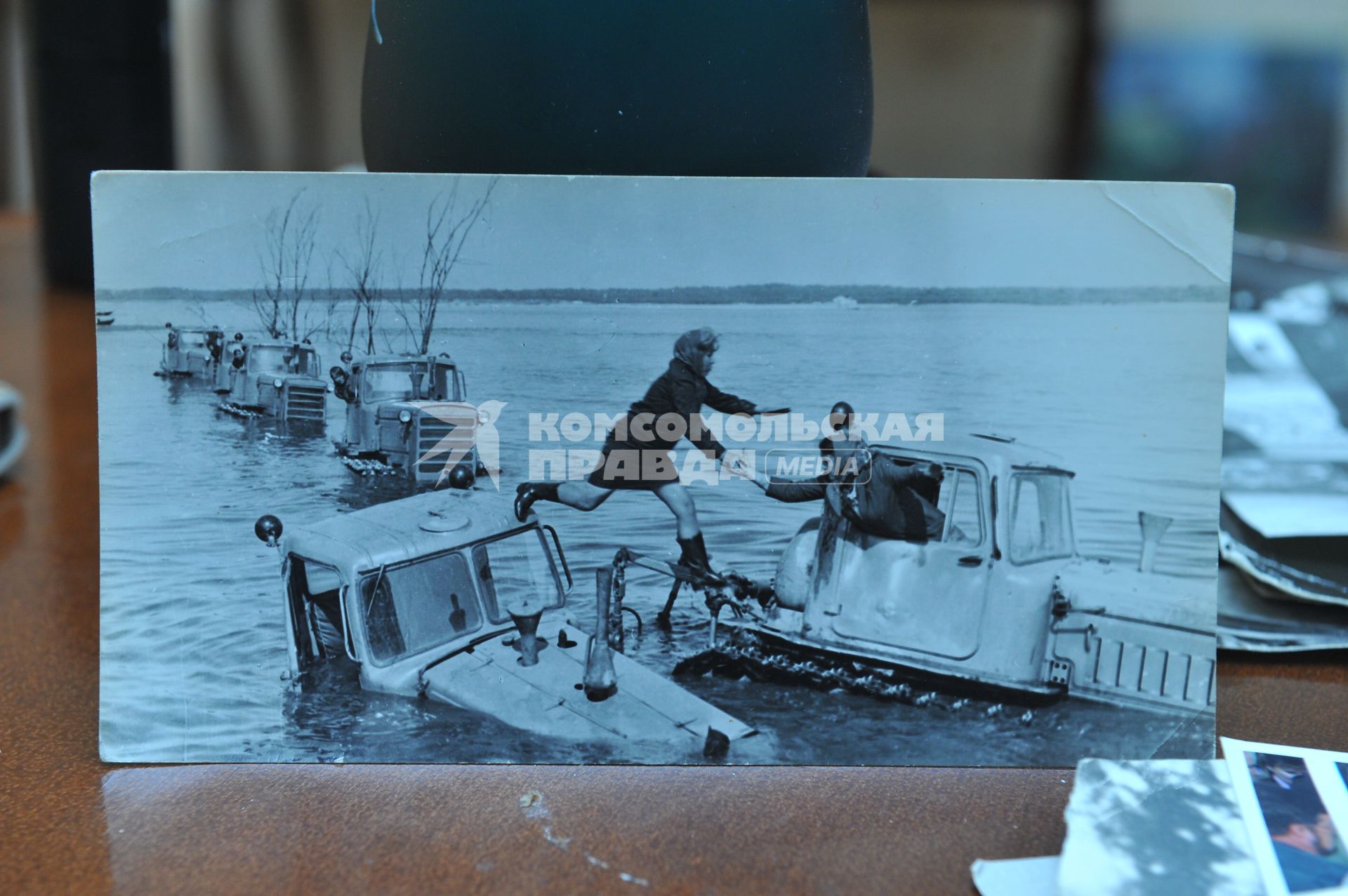 Москва. Фотография из личного архива  Нонны Мордюковой. На фото: народная артистка СССР Нонна Мордюкова (справа).