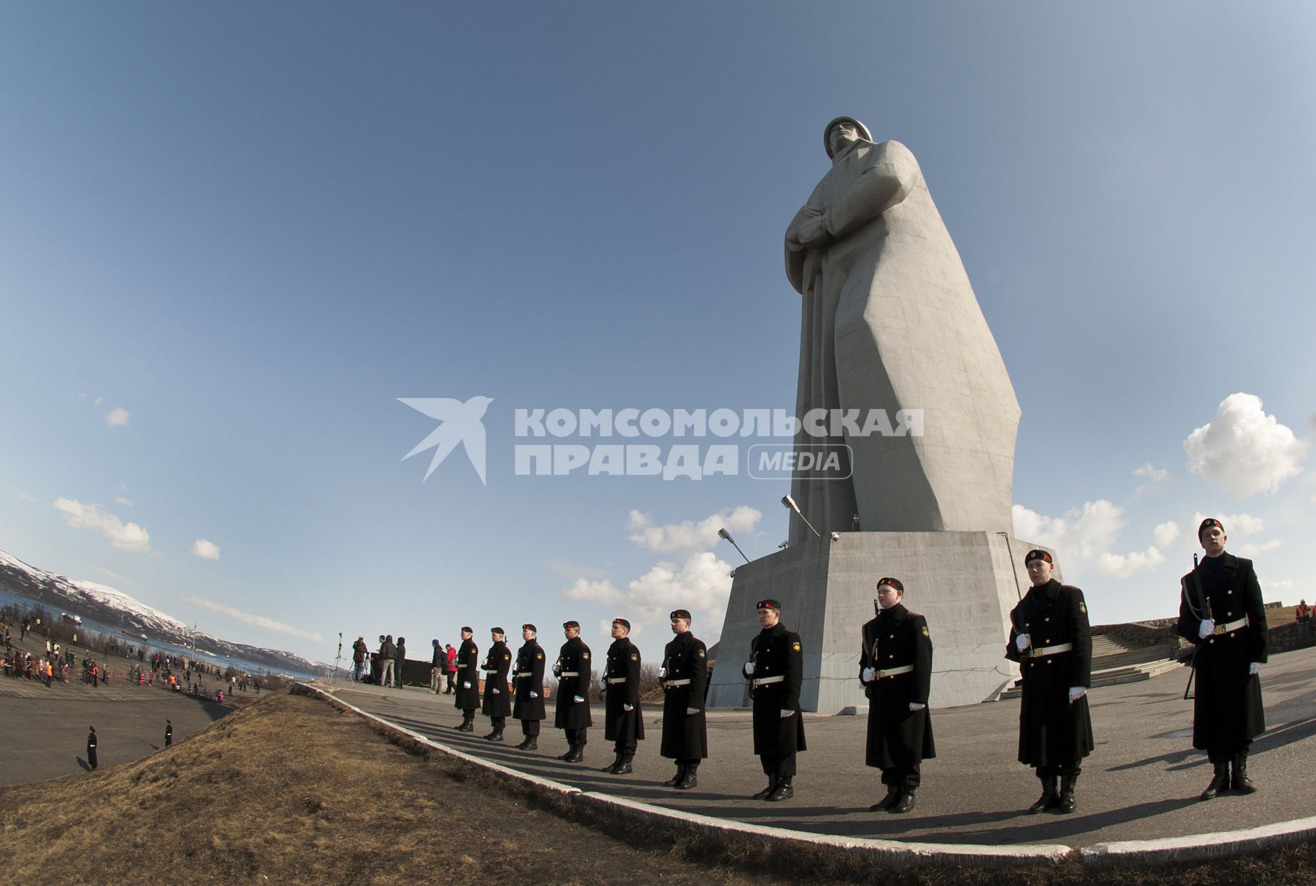 Мурманск. Мемориал `Героям Мурманска, защитникам Советского Заполярья`.