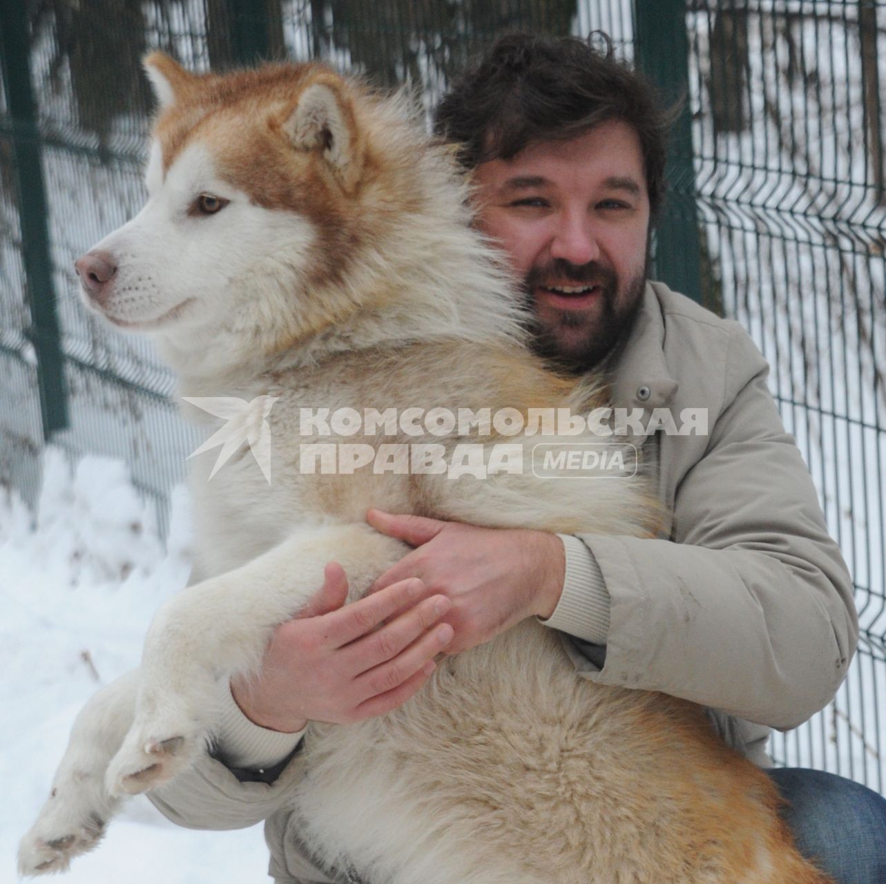 Москва. В парк `Сокольники` привезли 30 хасок из карельского детского лагеря `Большое приключение`. Путешественник и организатор лагеря Матвей Шпаро.