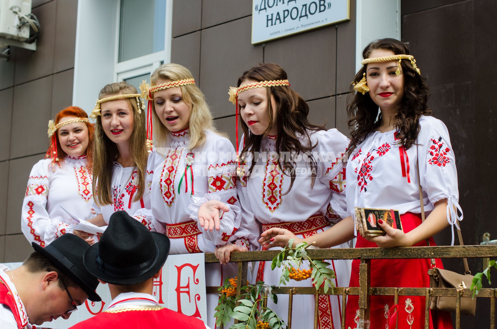 Самара. Традиционная белорусская свадьба прошла в Доме Дружбы народов.