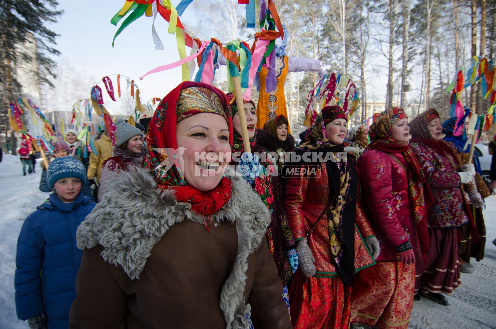 Масленица в Новосибирске. Народные гуляния в Академгородке.