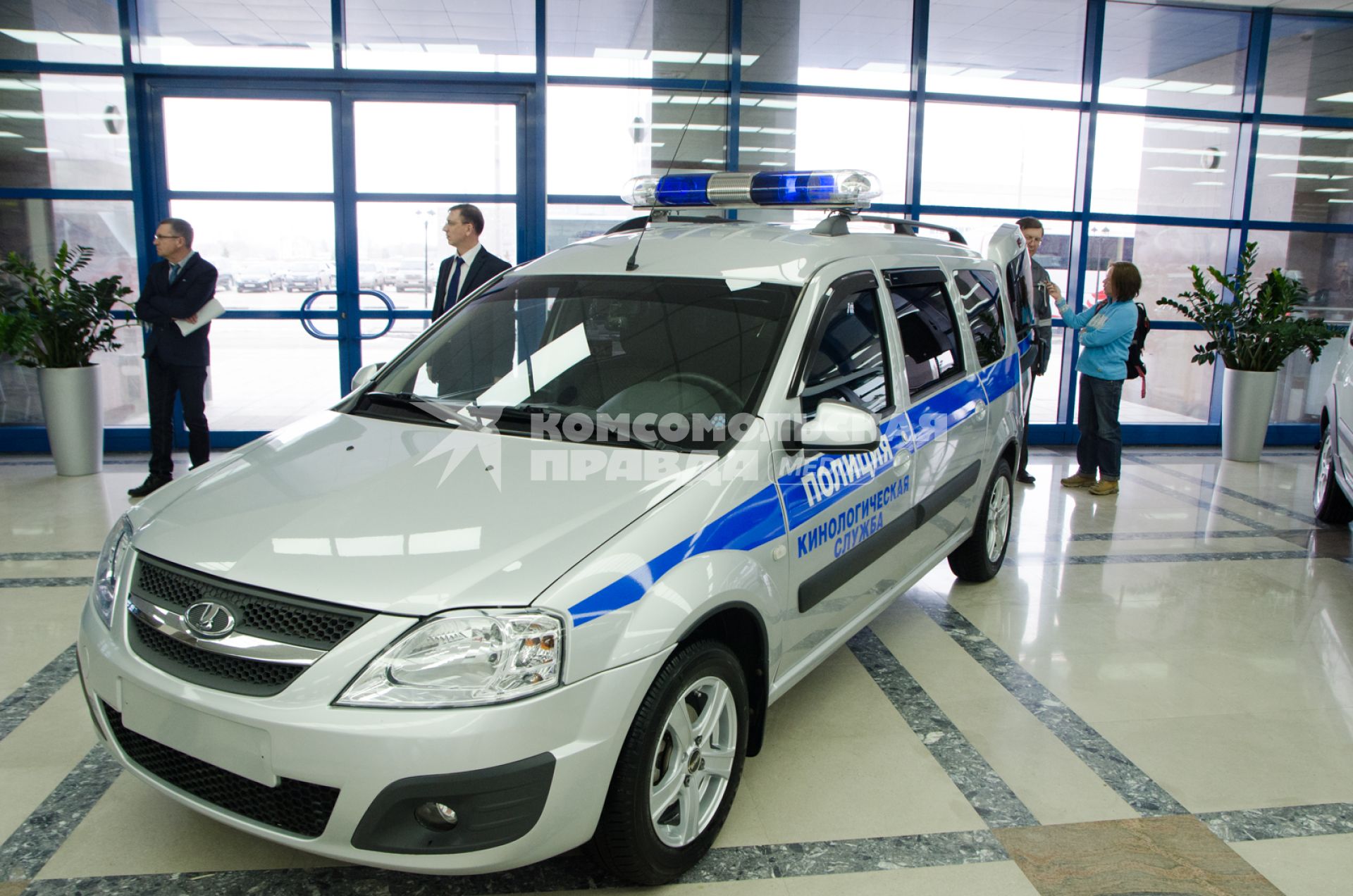 Тольятти. Автомобиль для кинологов и собак на основе Lada Largus, выпущенный `Автовазом`.