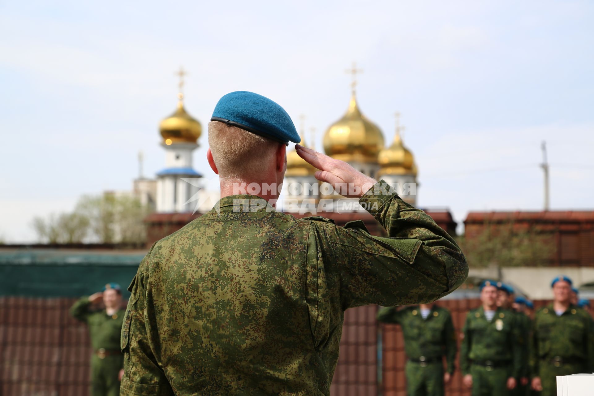 Украина, Донецк. Открытие мемориальной доски полковнику Евгению Кононову в 3 отдельном батальоне спецназа республиканской Гвардии ДНР.