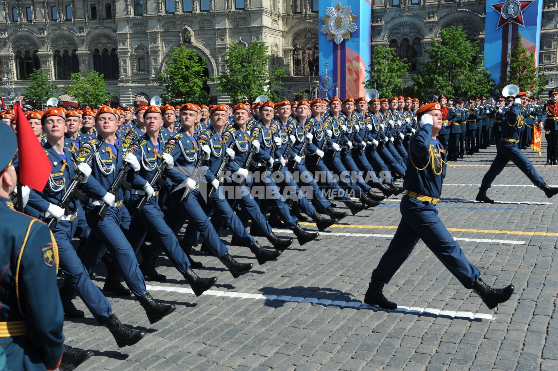 Москва.   Военнослужащие парадных расчетов  на Красной площади во время военного парада, посвященного 71-й годовщине Победы в Великой Отечественной войне.