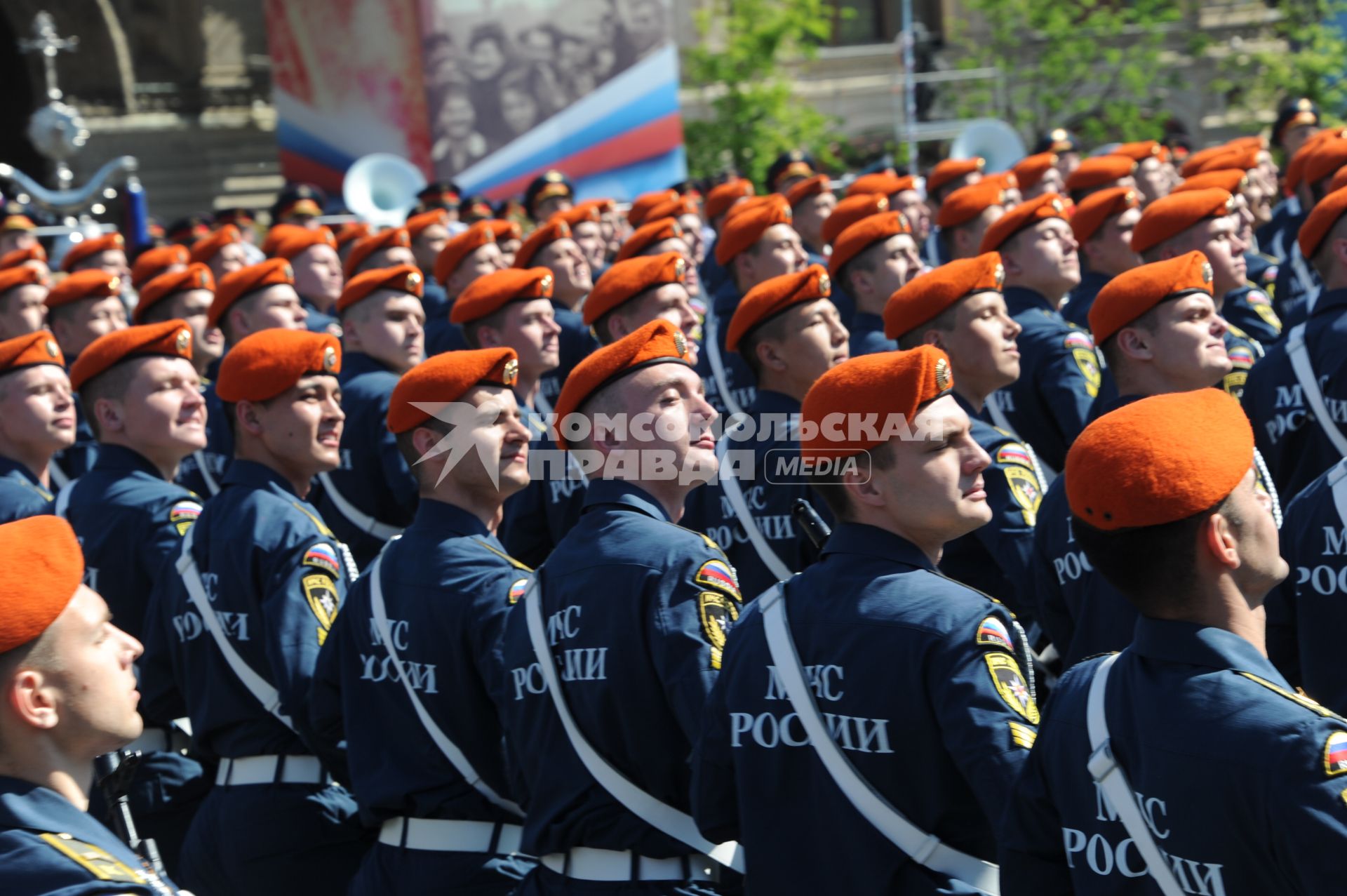 Москва.   Военнослужащие парадных расчетов  на Красной площади во время военного парада, посвященного 71-й годовщине Победы в Великой Отечественной войне.