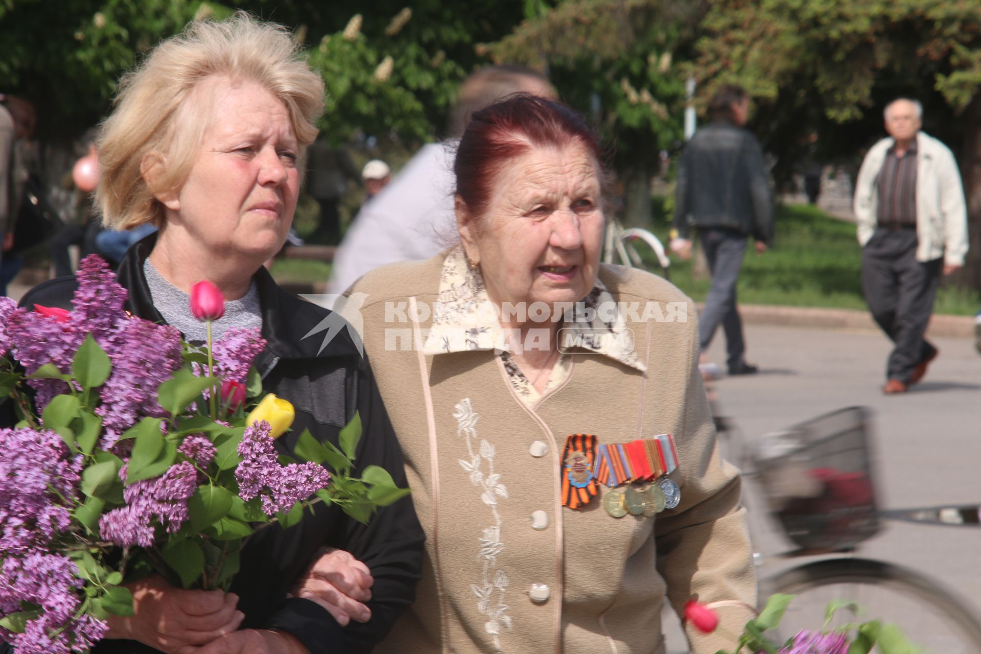 Украина, Славянск. Ветераны Великой Отечественной войны на праздничных мероприятиях, посвященных Дню Победы.