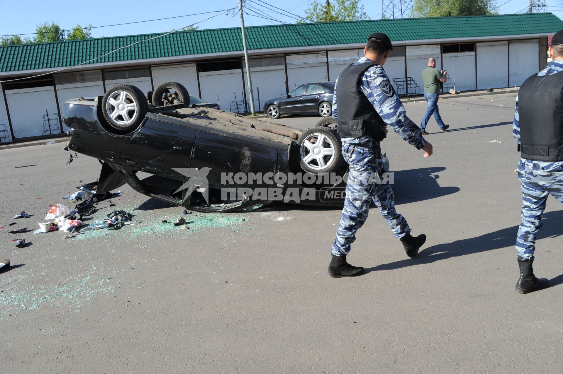 Москва.    На Хованском кладбище, где в результате массовой драки со стрельбой погибли люди.