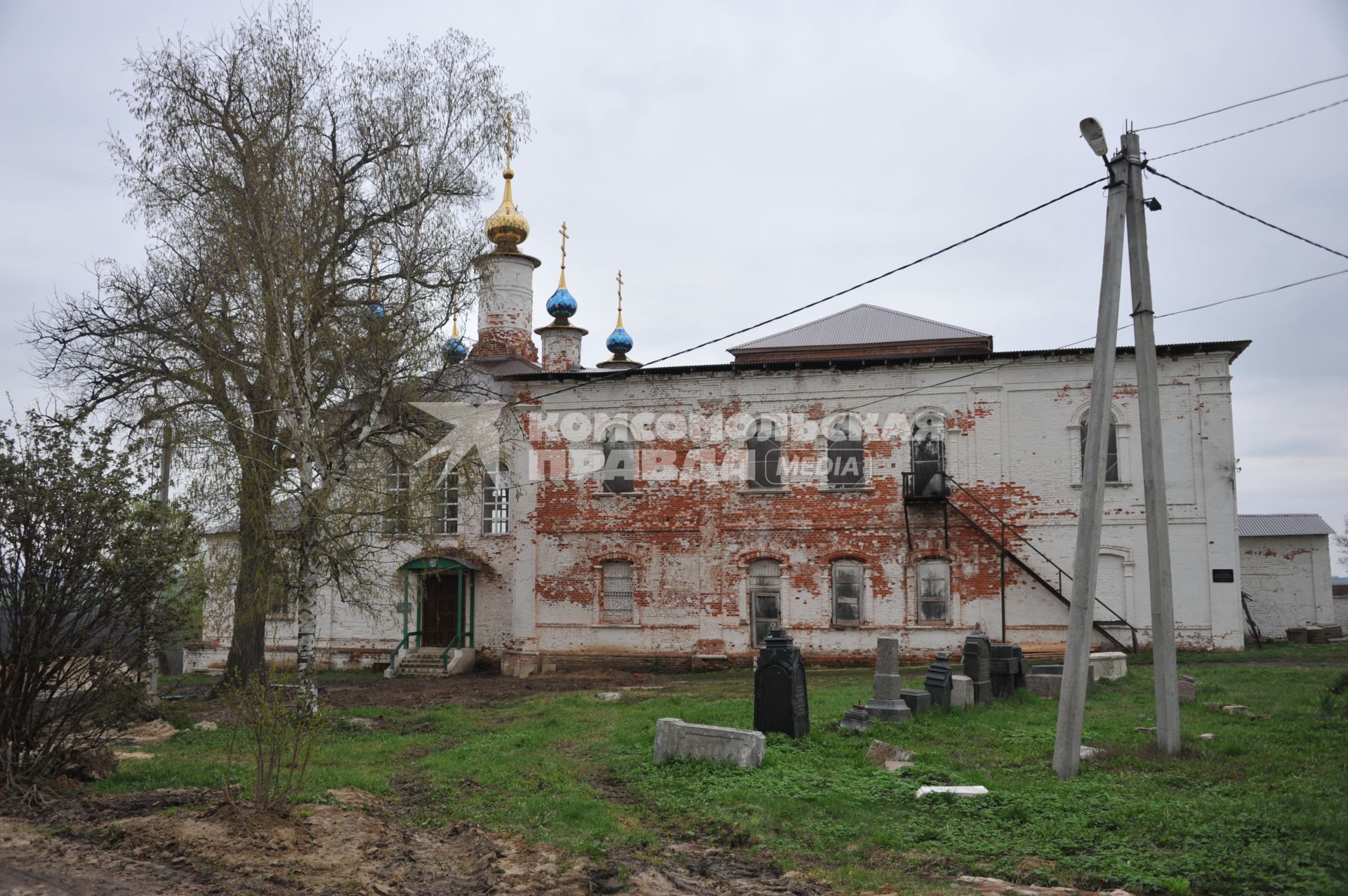 Тульская область, г. Белёв. Спасо-Пребраженский монастырь.