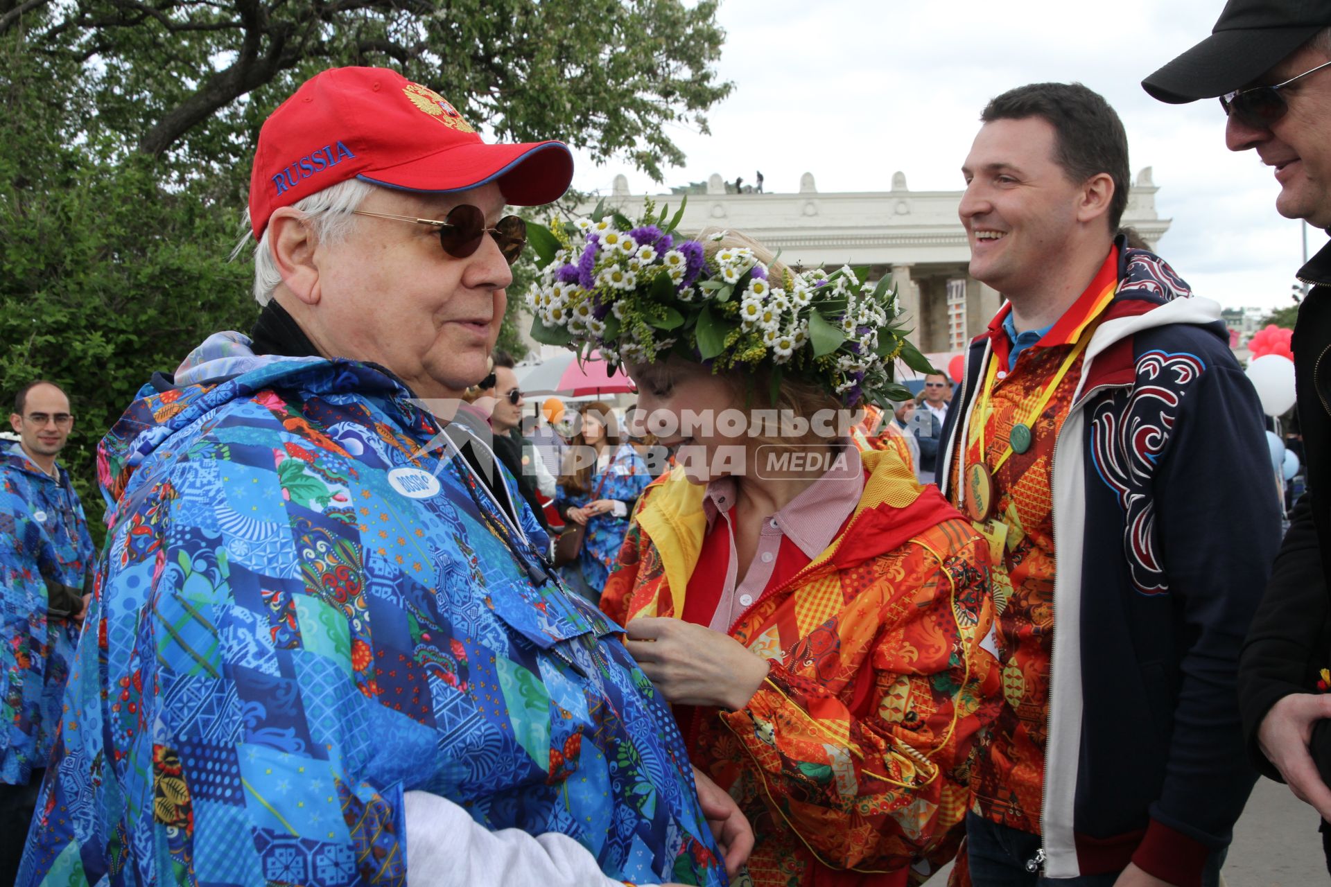 Диск98. Парк Горького. Фестиваль искусств ЧЕРЕШНЕВЫЙ ЛЕС. 2012 год. На снимке: актер, режиссер Табаков Олег и актриса Зудина Марина