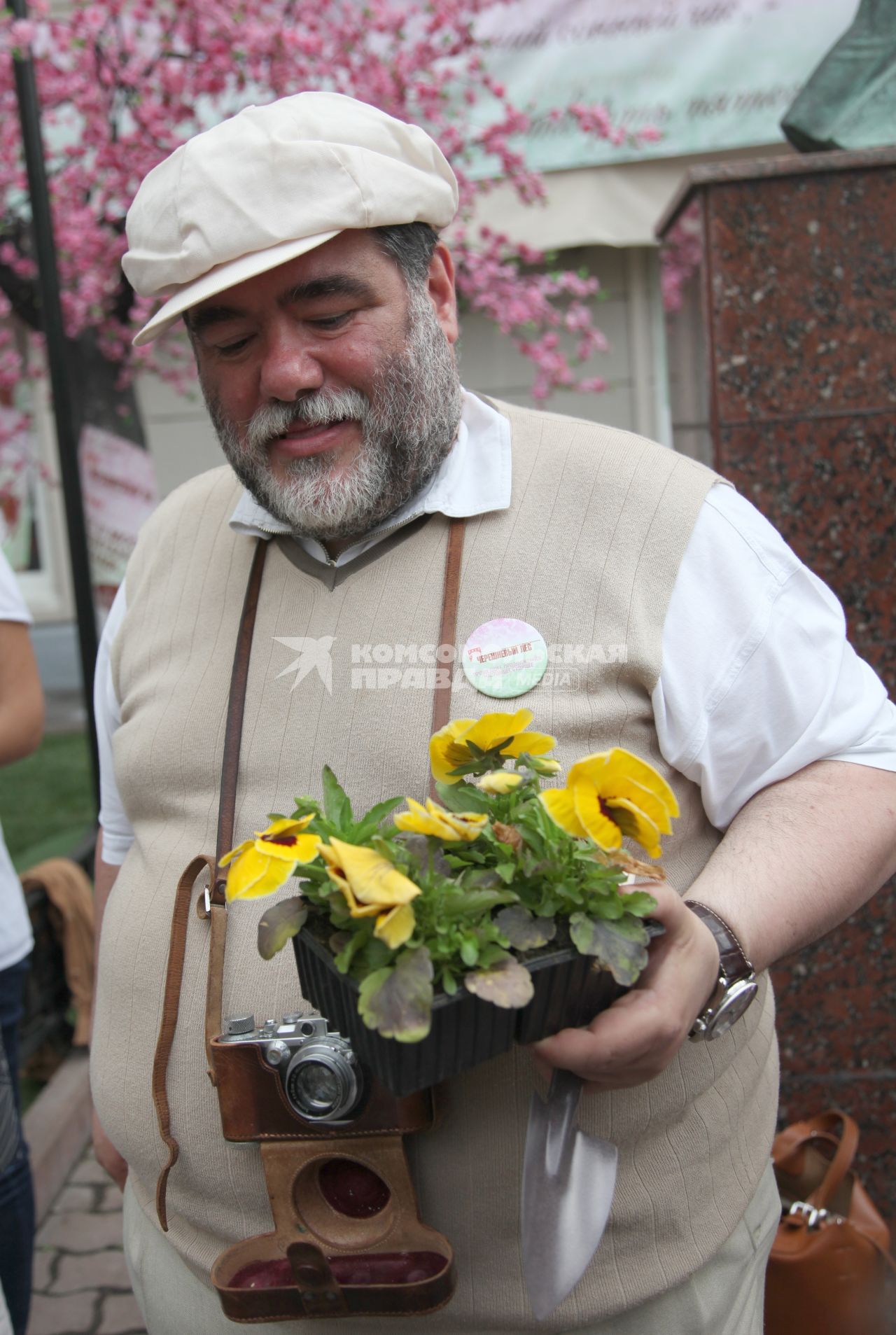 Диск169. Большая Ордынка, 17. Открытый фестиваль искусств ЧЕРЕШНЕВЫЙ ЛЕС. Ахматовские чтения. 2013 год. На снимке: глава компании Bosco de Gillegi Куснирович Михаил