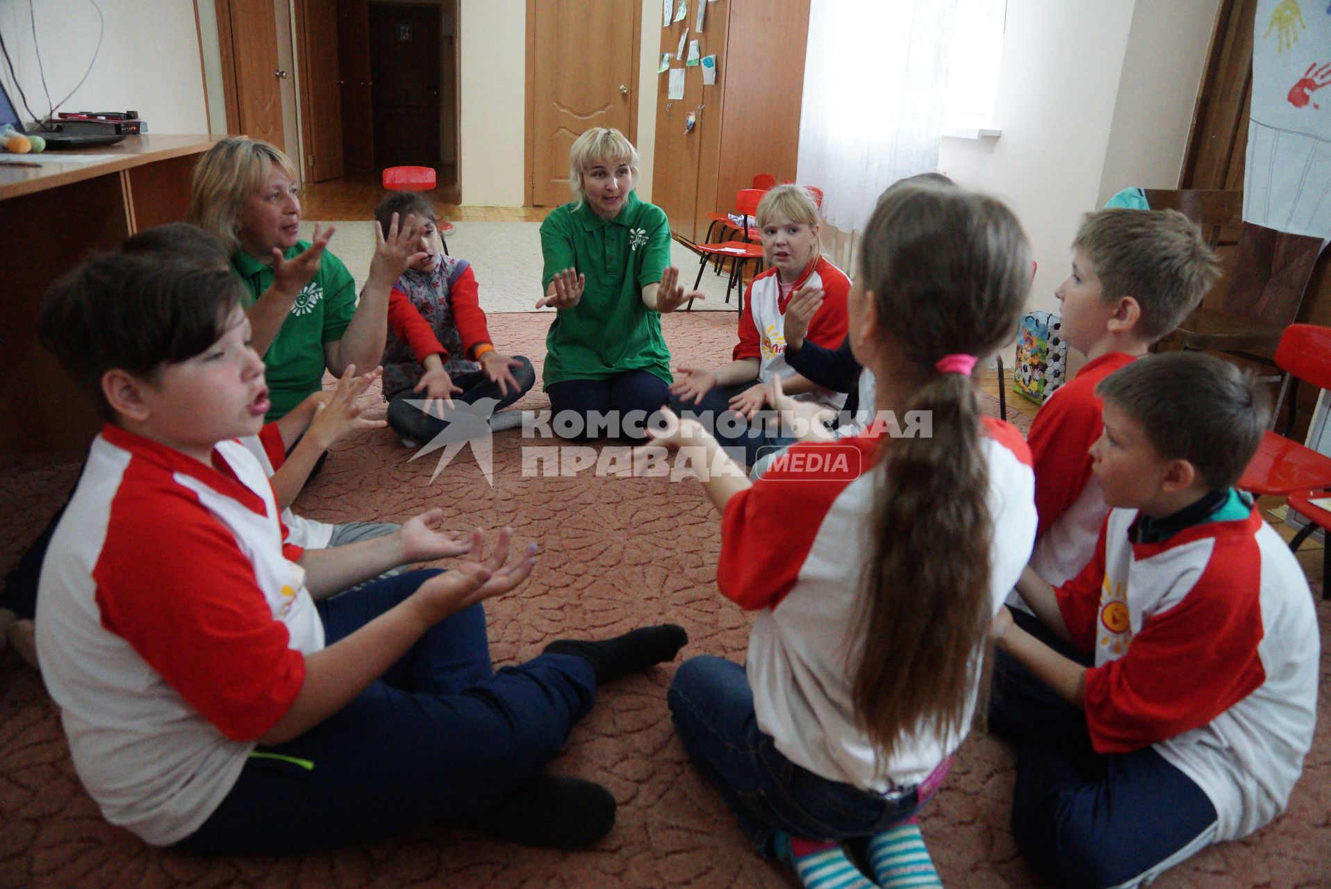 Свердловская область. Дети в детском летнем оздоровительном лагере.
