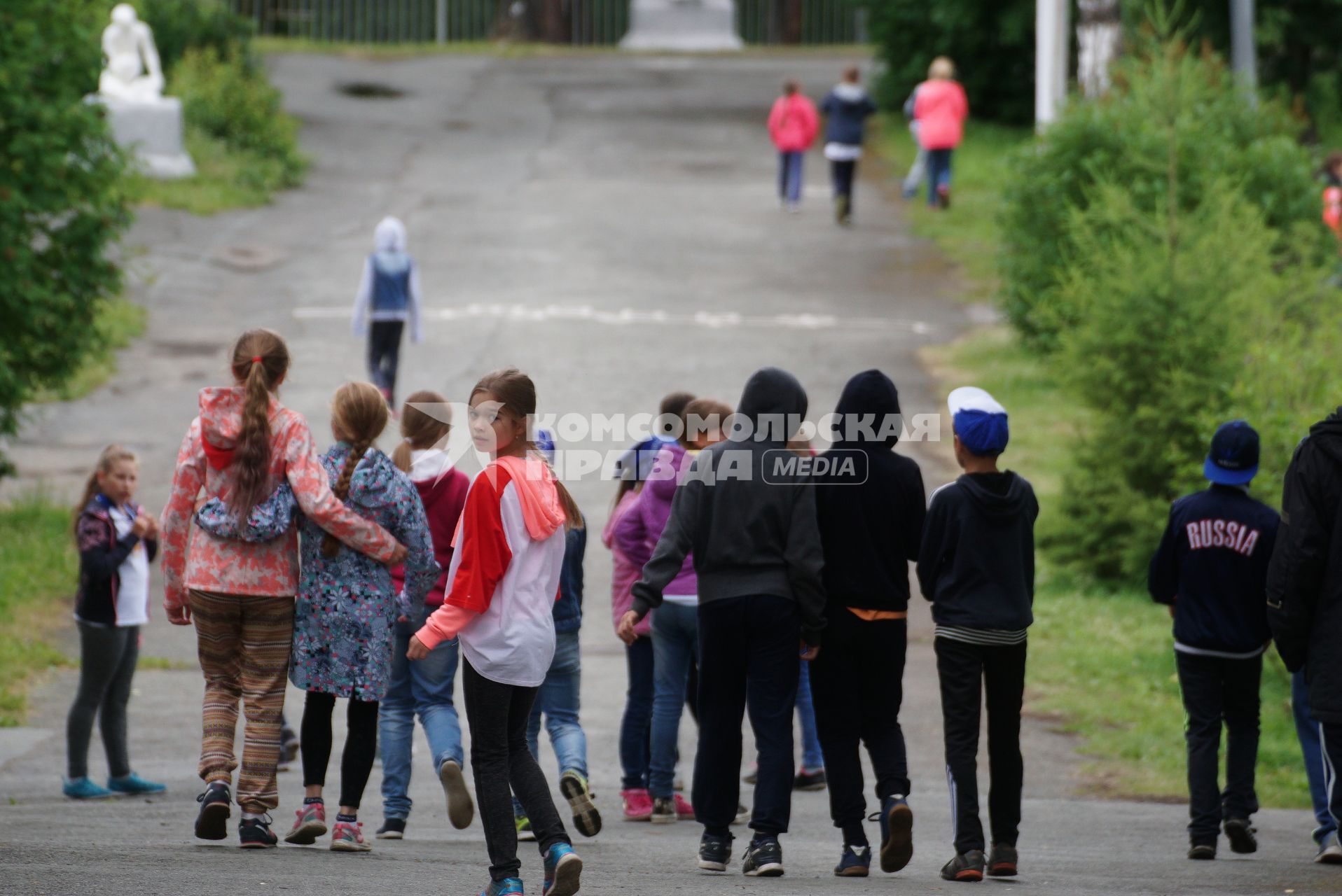 Свердловская область. Дети  в детском летнем оздоровительном лагере.