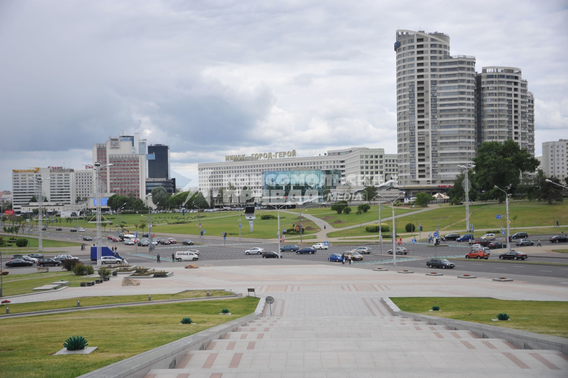 Белоруссия.  Минск.  Панорама современного города.