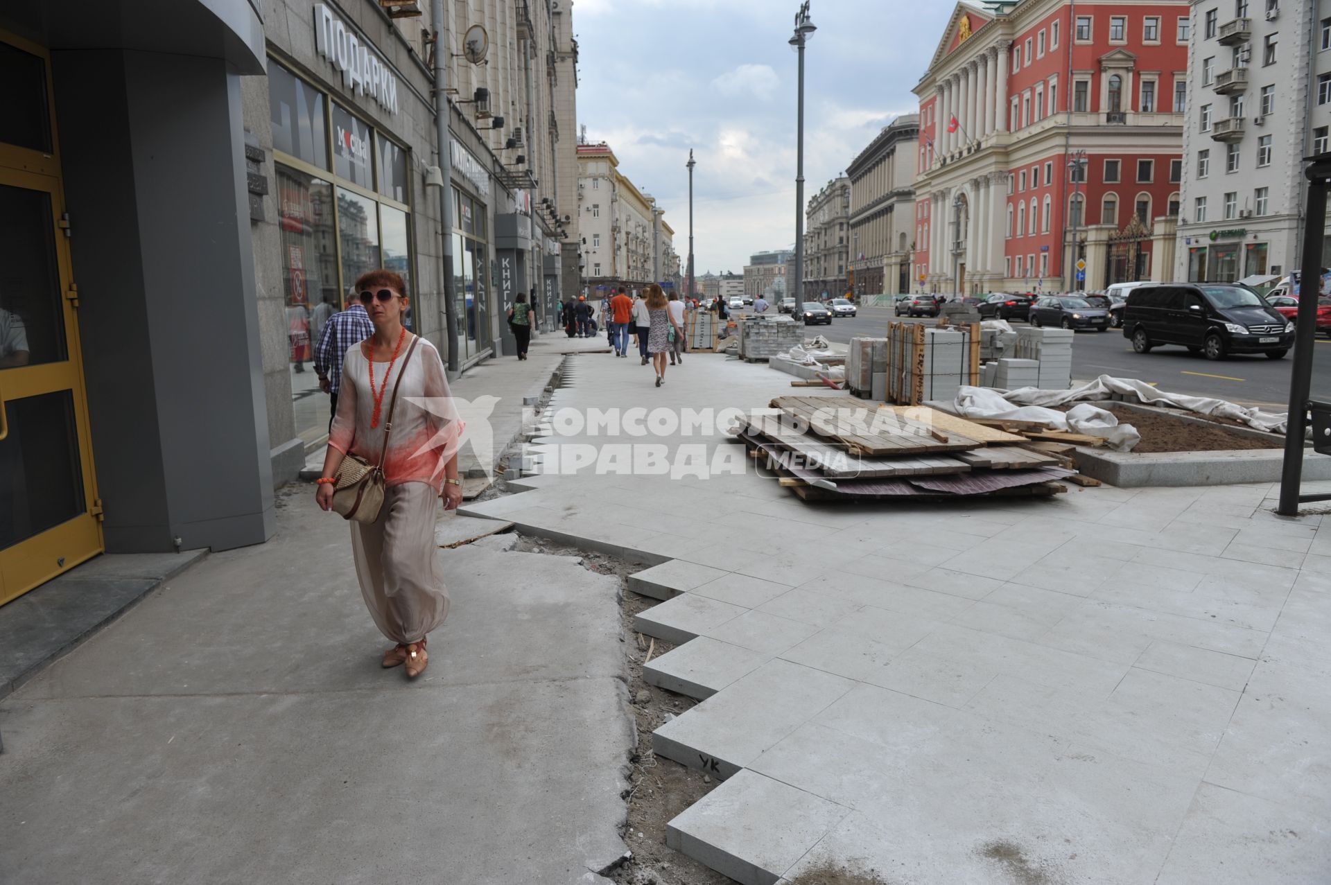 Москва. Реконструкция и ремонт Тверской улицы.