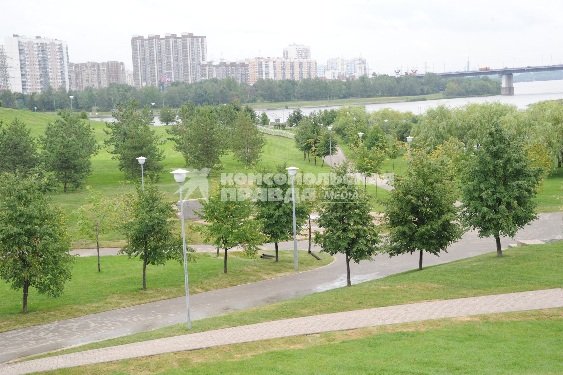 Москва. Вид на  Братеевский Каскадный парк после реконструкции.