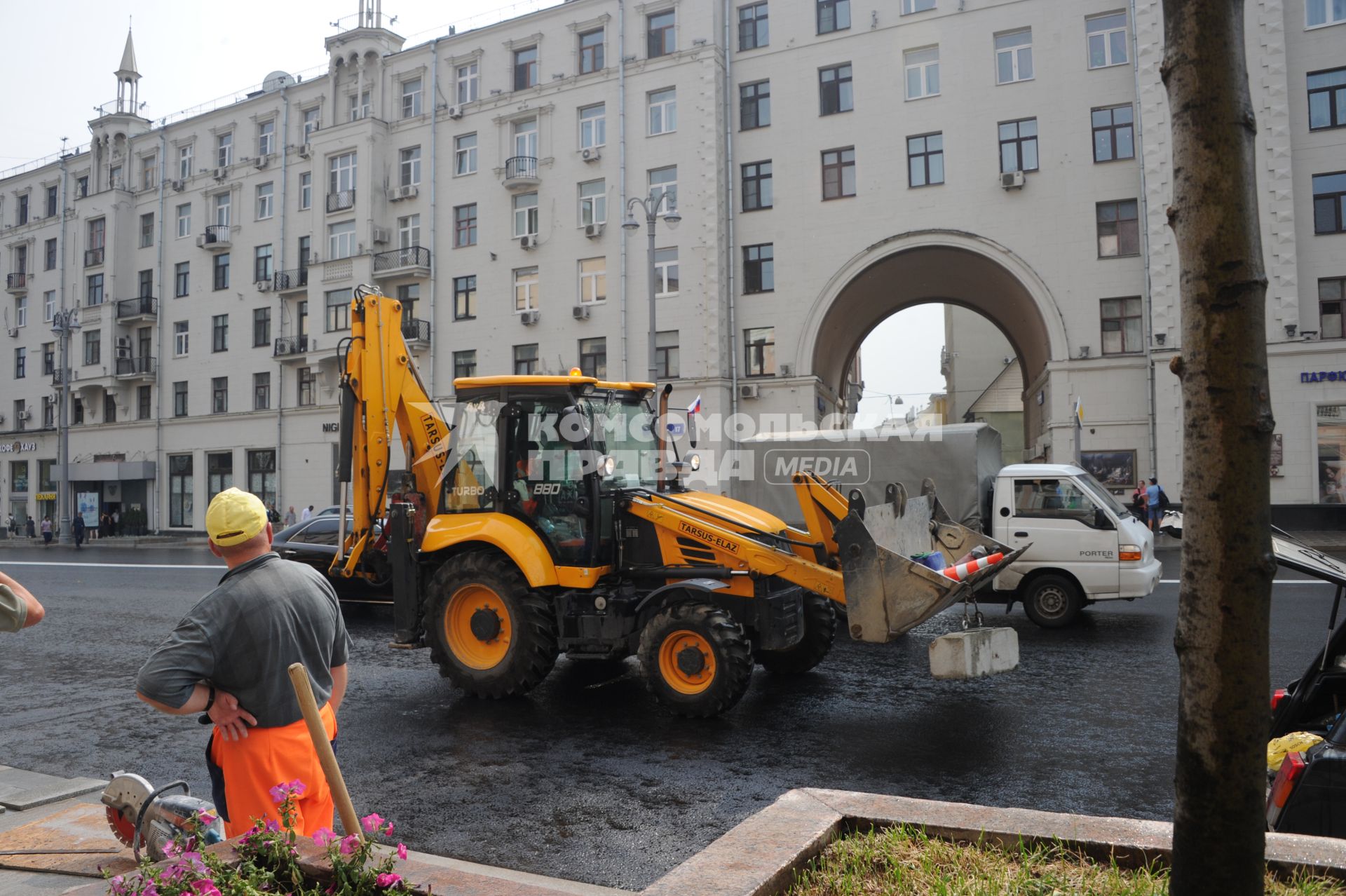 Москва. Тверская улица после реконструкции.