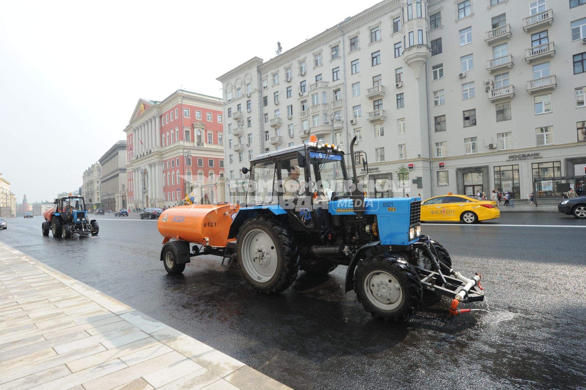 Москва. Тверская улица после реконструкции.