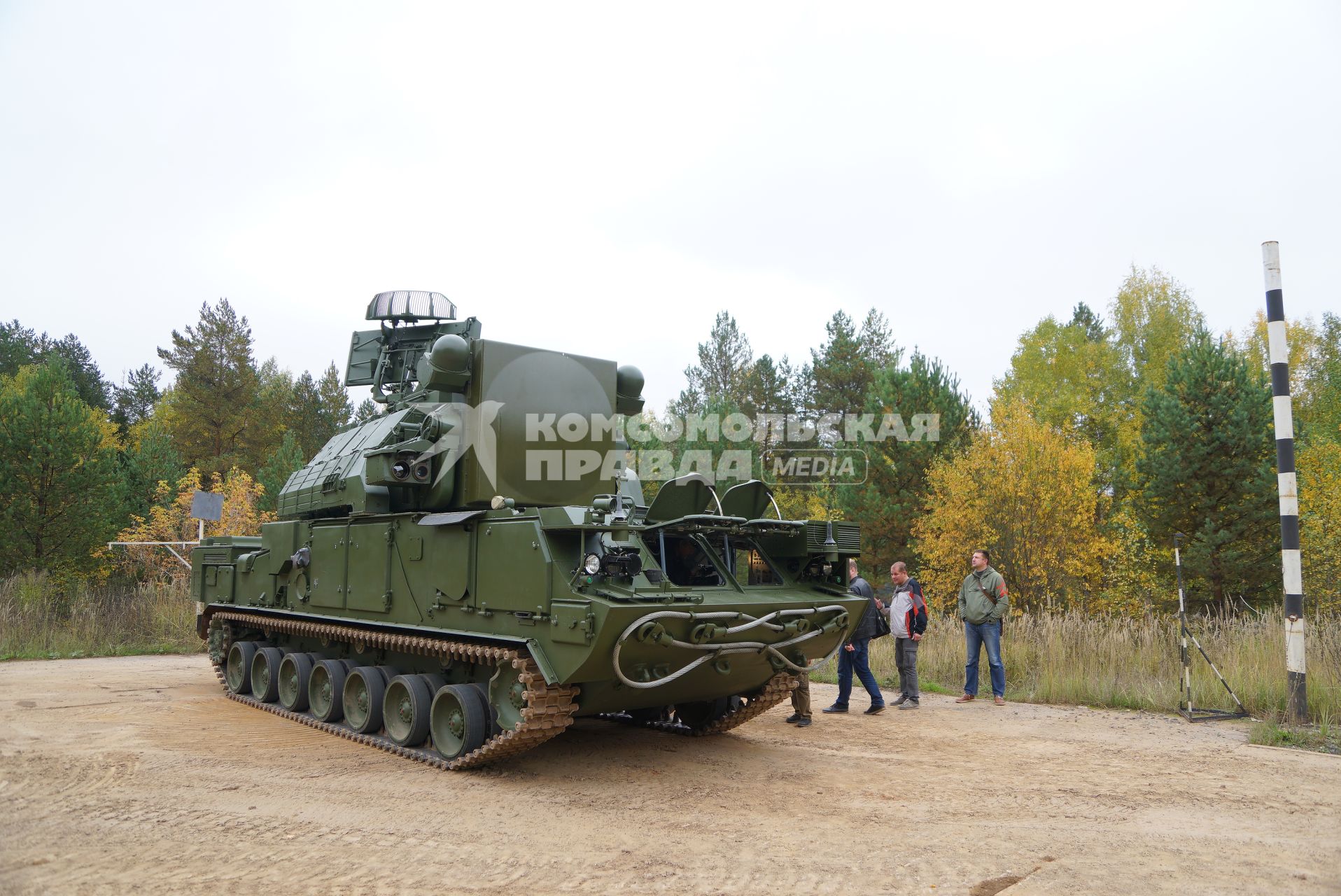 Ижевск. Боевая машина ЗРК \'Тор-М2Э\' на территории испытательного полигона ИЭМЗ (Ижевский электромеханический завод) \'Купол\'