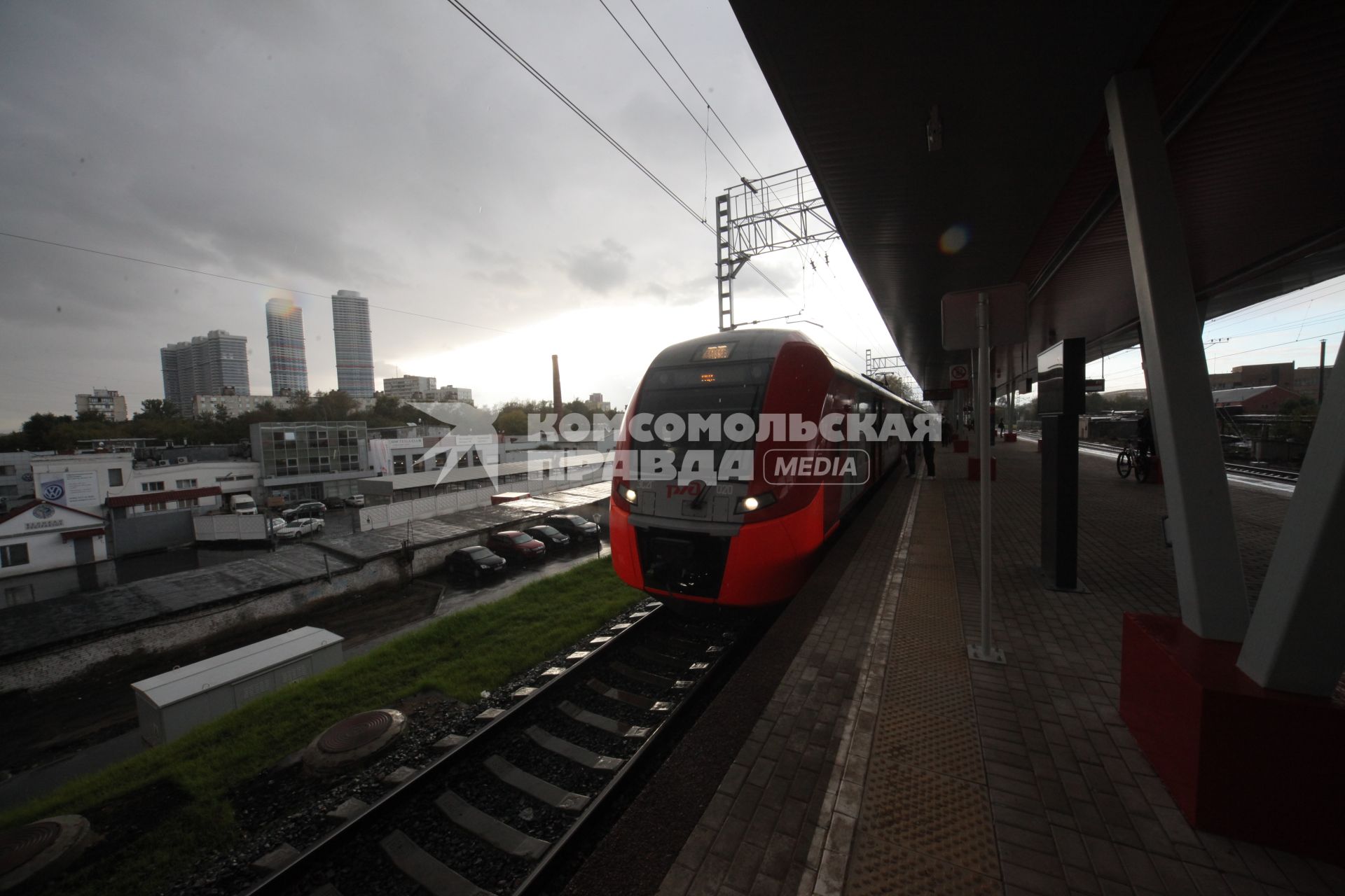 Москва. На станции `Ростокино` Московского центрального кольца (МЦК).