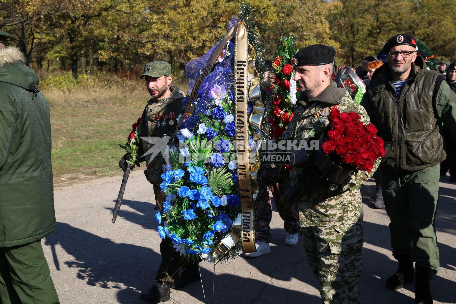 Украина, Донецк. Похороны командира батальона `Спарта` Арсена Павлова (Моторолы).