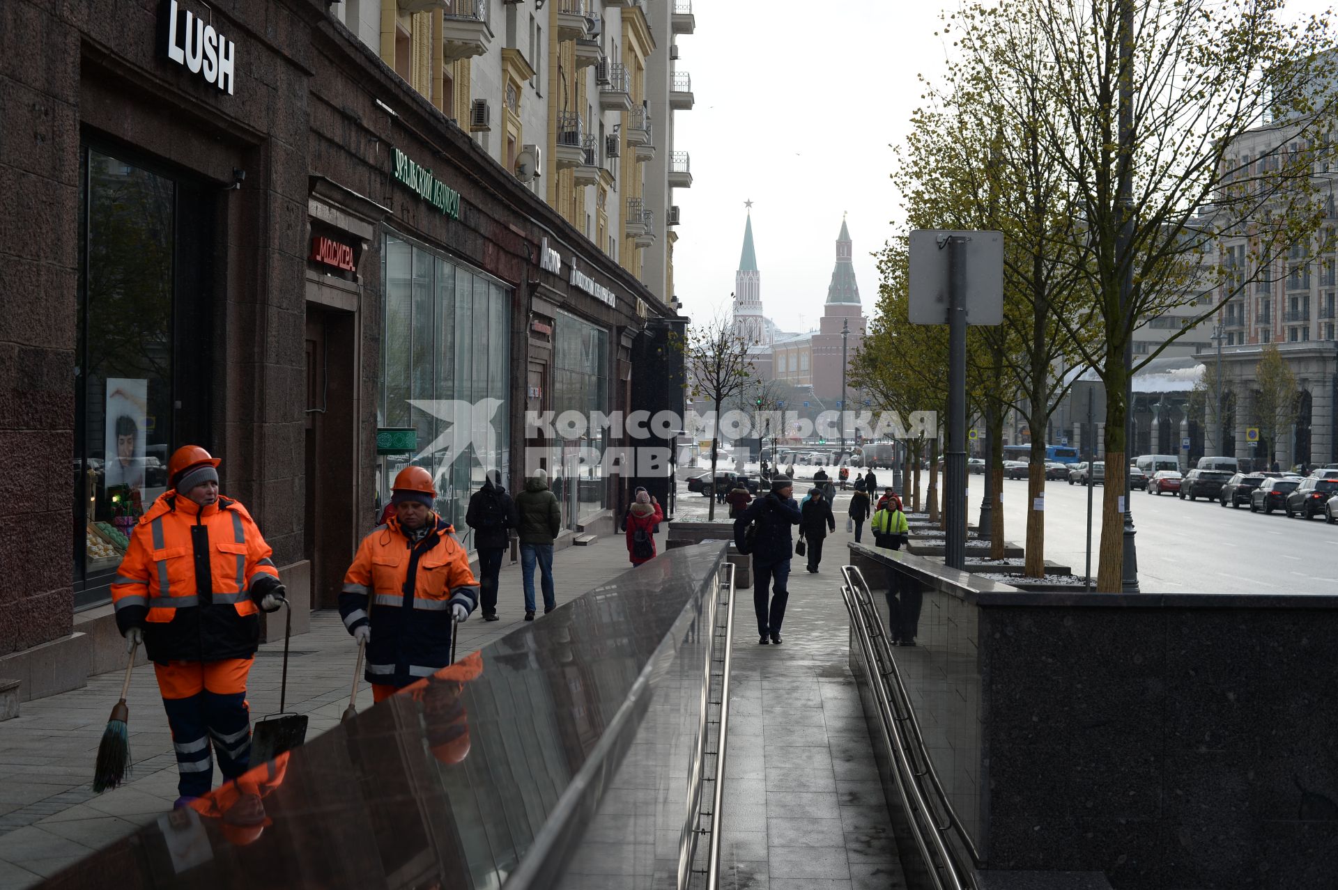 Москва. Липовая аллея на Тверской улице.