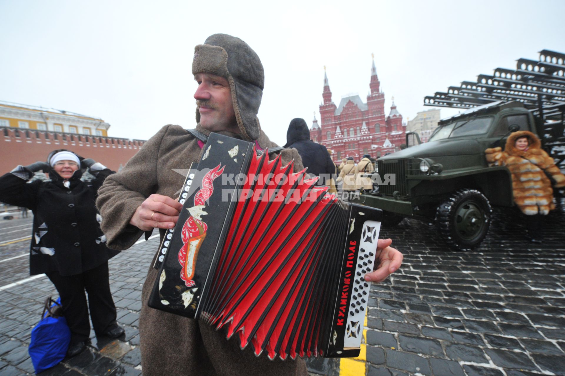 Москва. Участник торжественного марша, посвященного 75-й годовщине военного парада 1941 года на Красной площади.