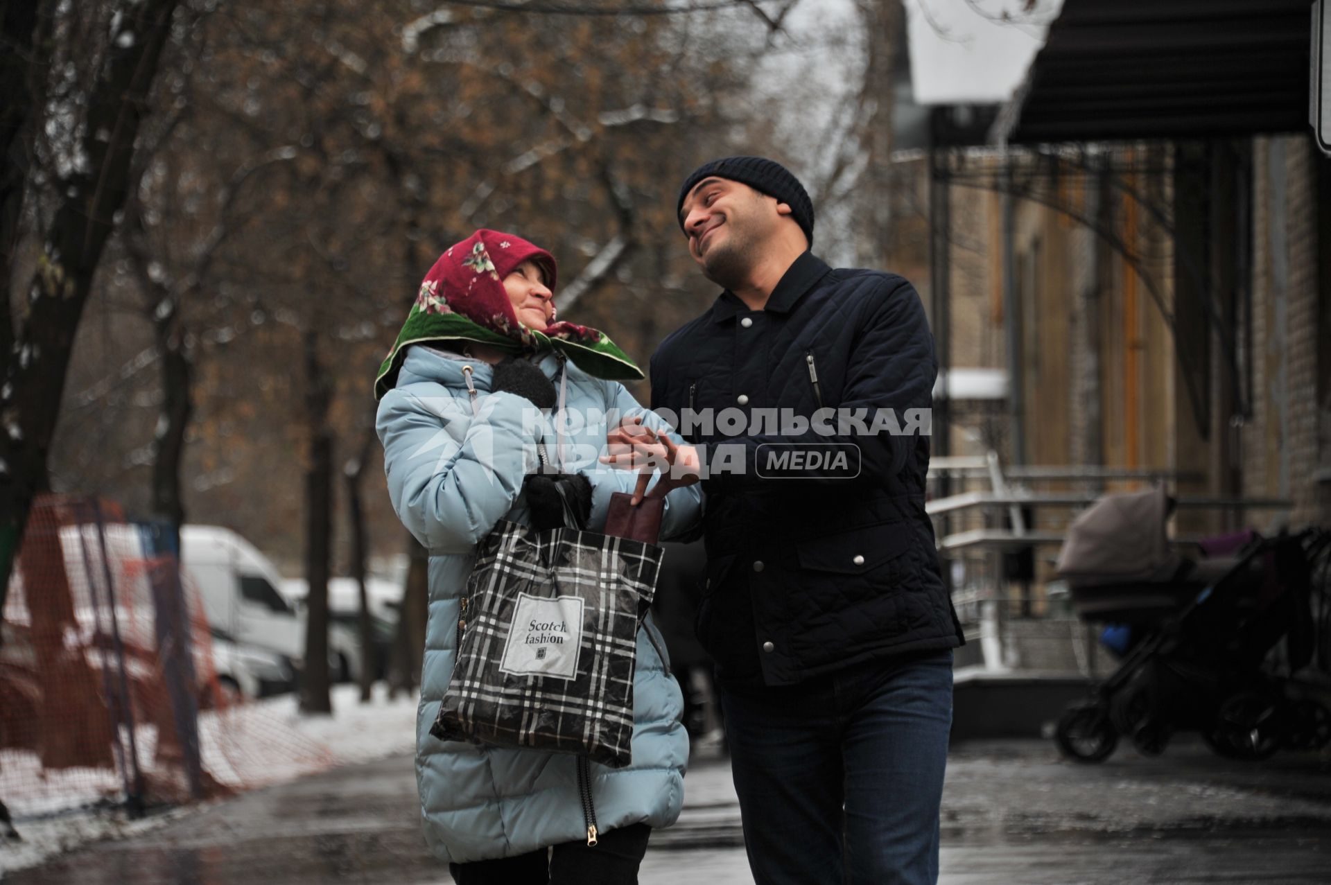 Москва.   Постановочная фотосессия на тему:уличные кражи.